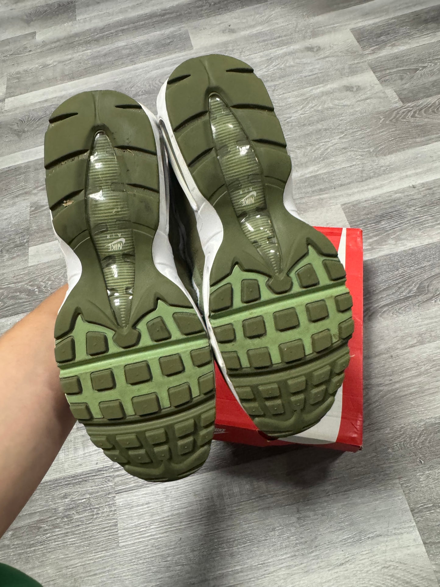 Air Max 95 Medium Olive / Preowned