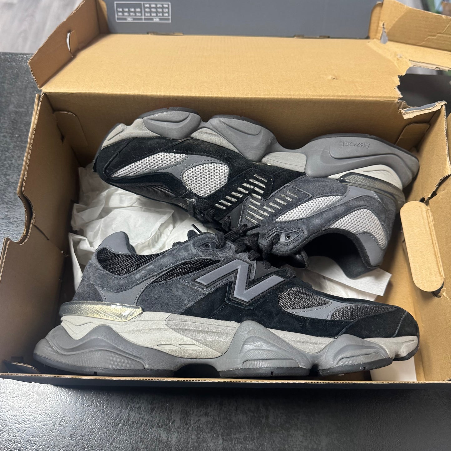 New Balance 9060 Black Castlerock / Preowned