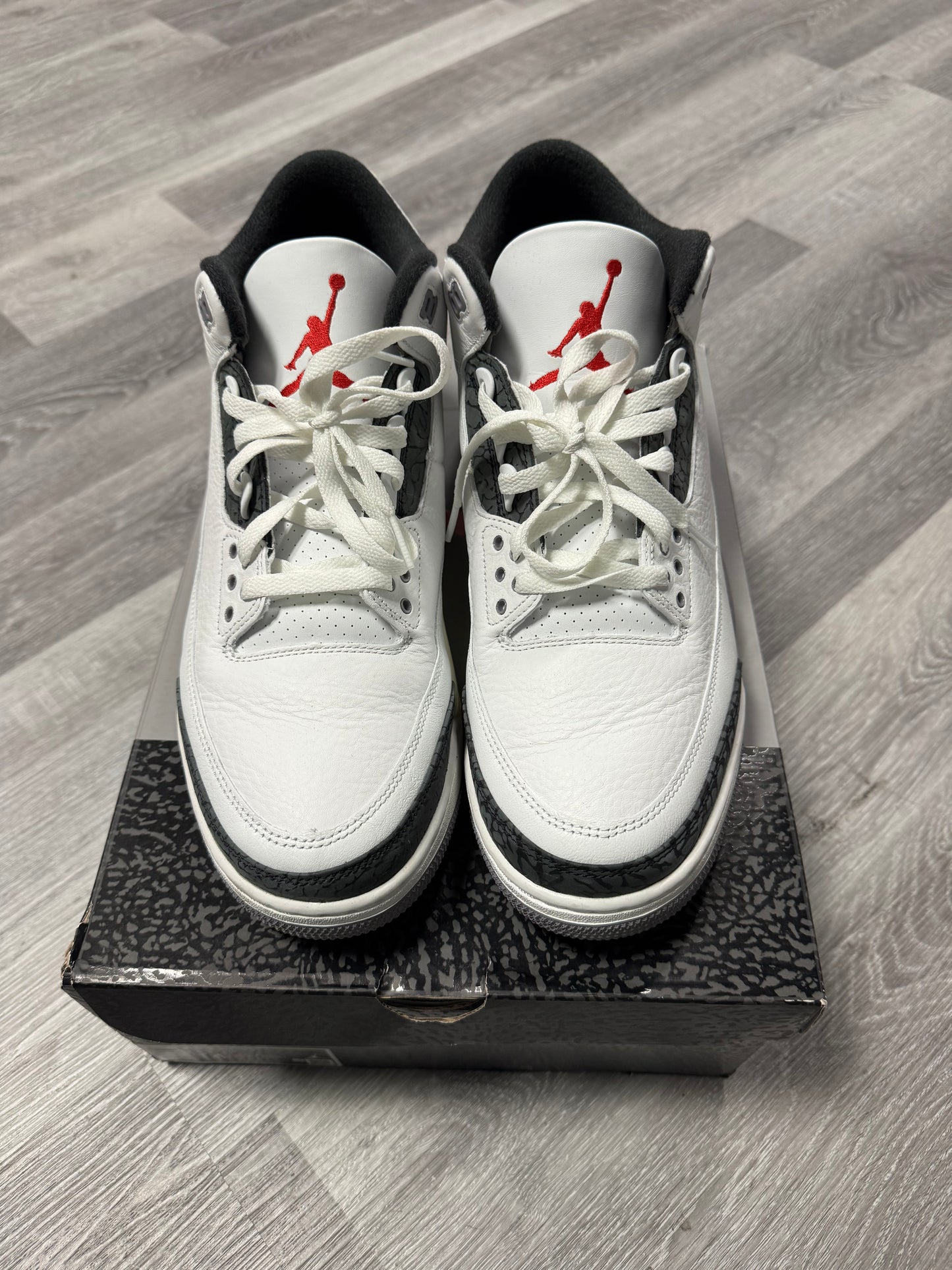 Jordan 3 Cement Grey / Preowned