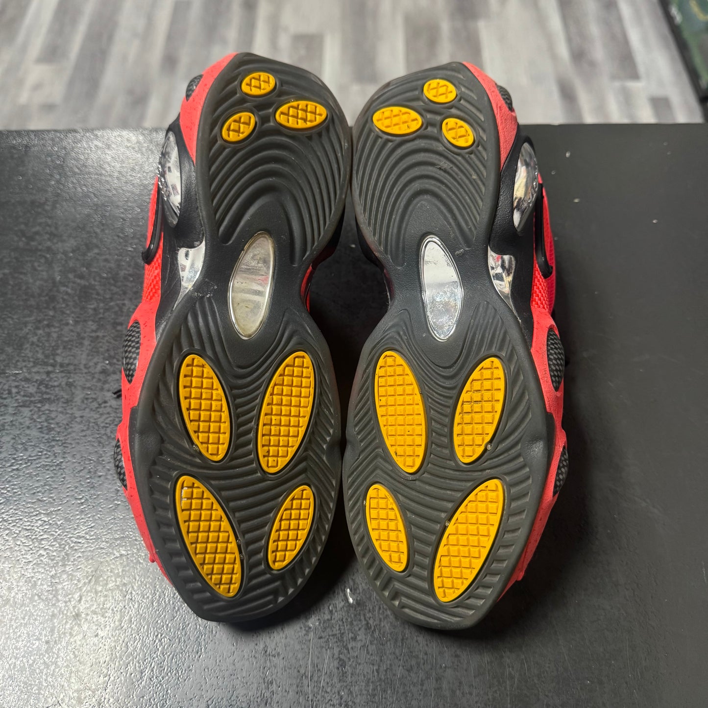 Nocta Glide Bright Crimson / Preowned