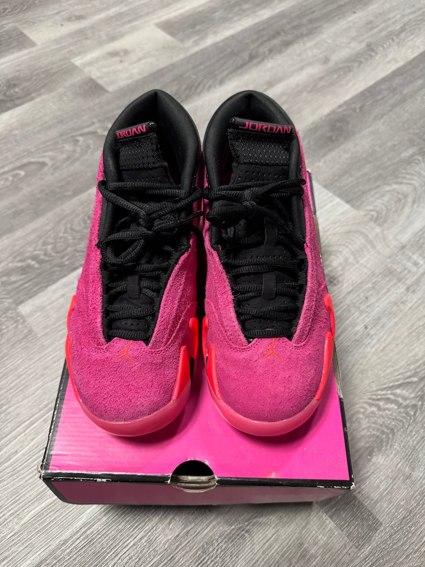 Jordan 14 Low Shocking Pink / Preowned