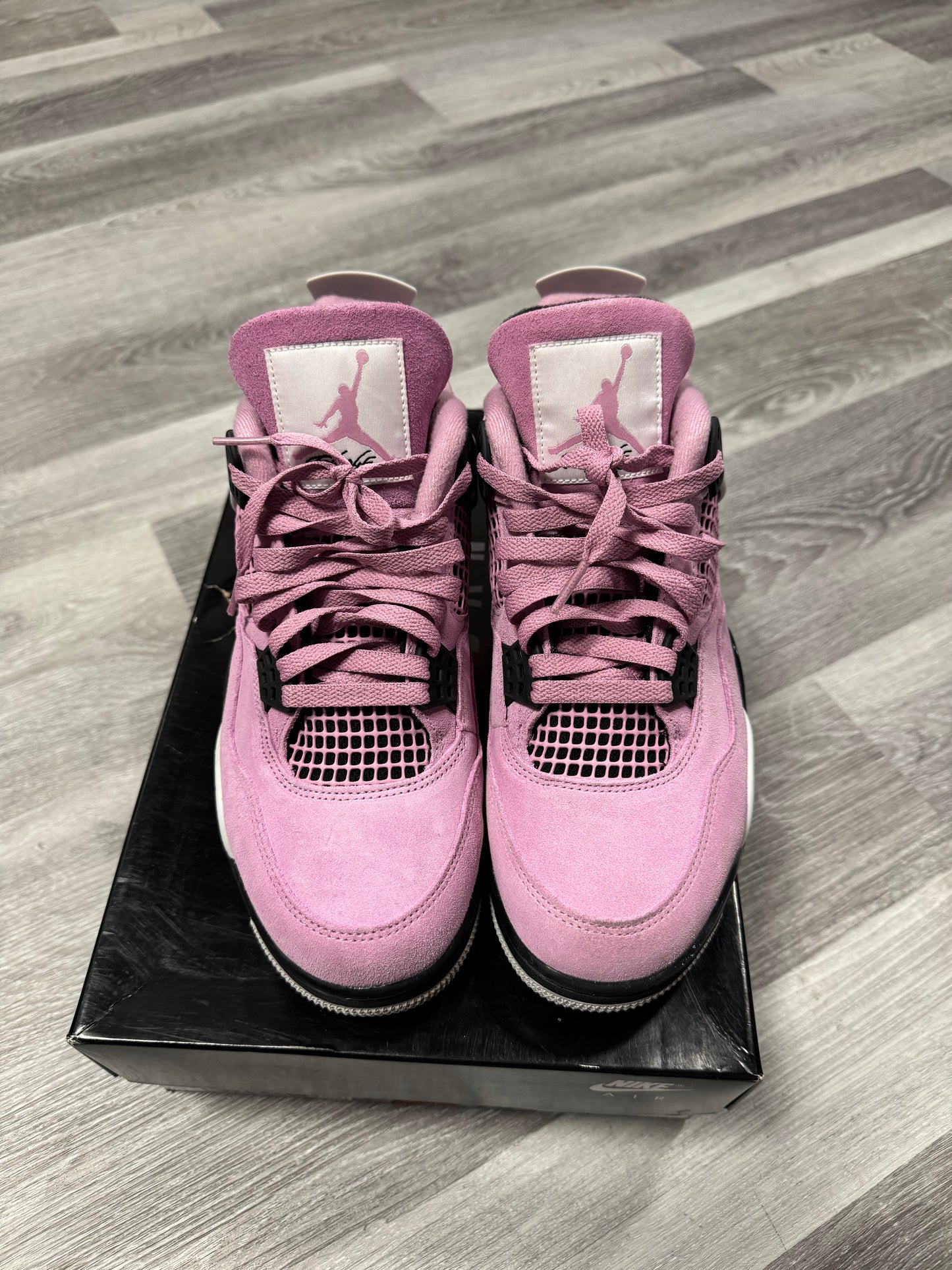 Jordan 4 Orchid / Preowned