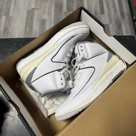 Jordan 2 Cement Grey / Preowned