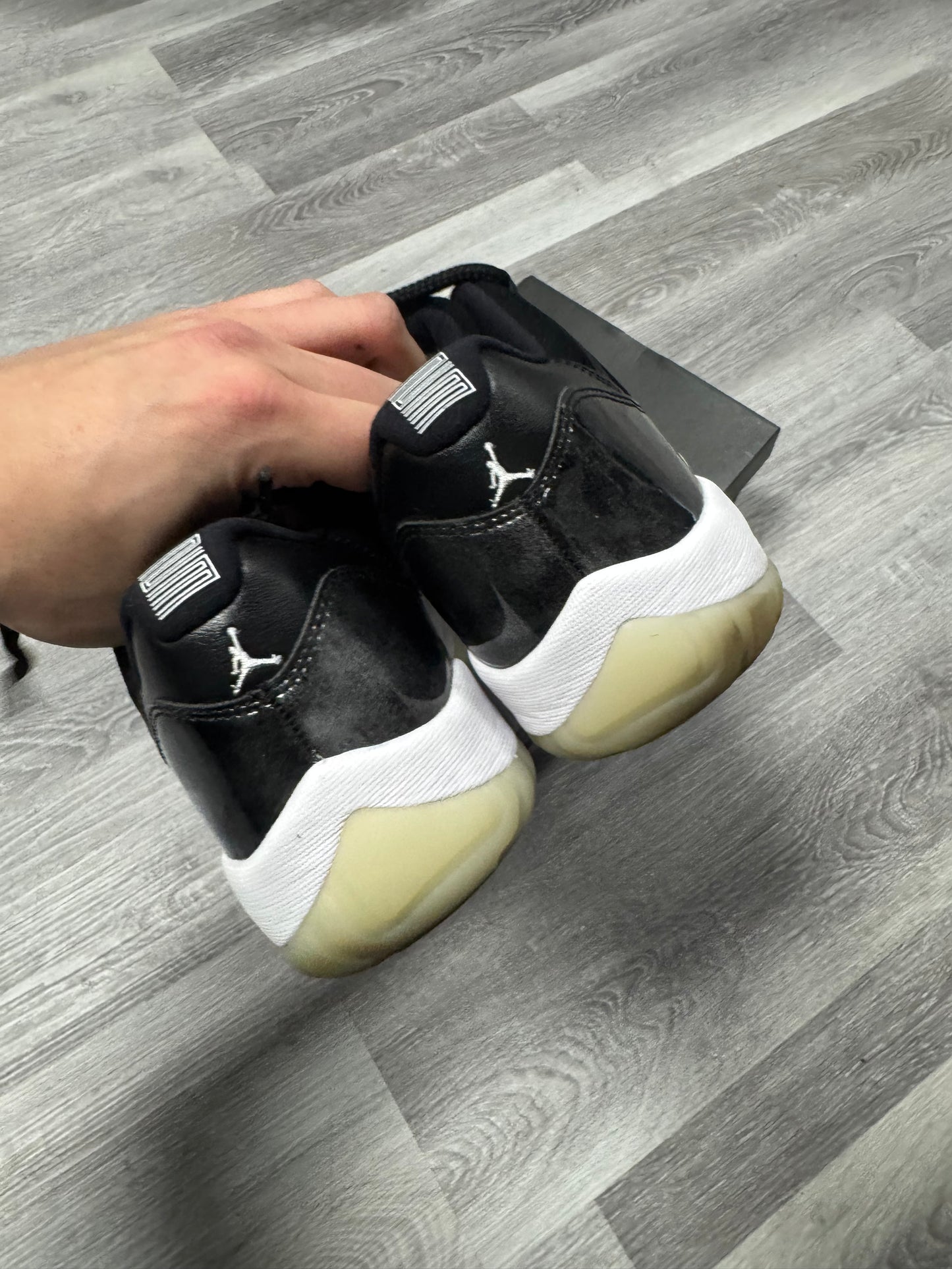 Jordan 11 Baron Low / Preowned