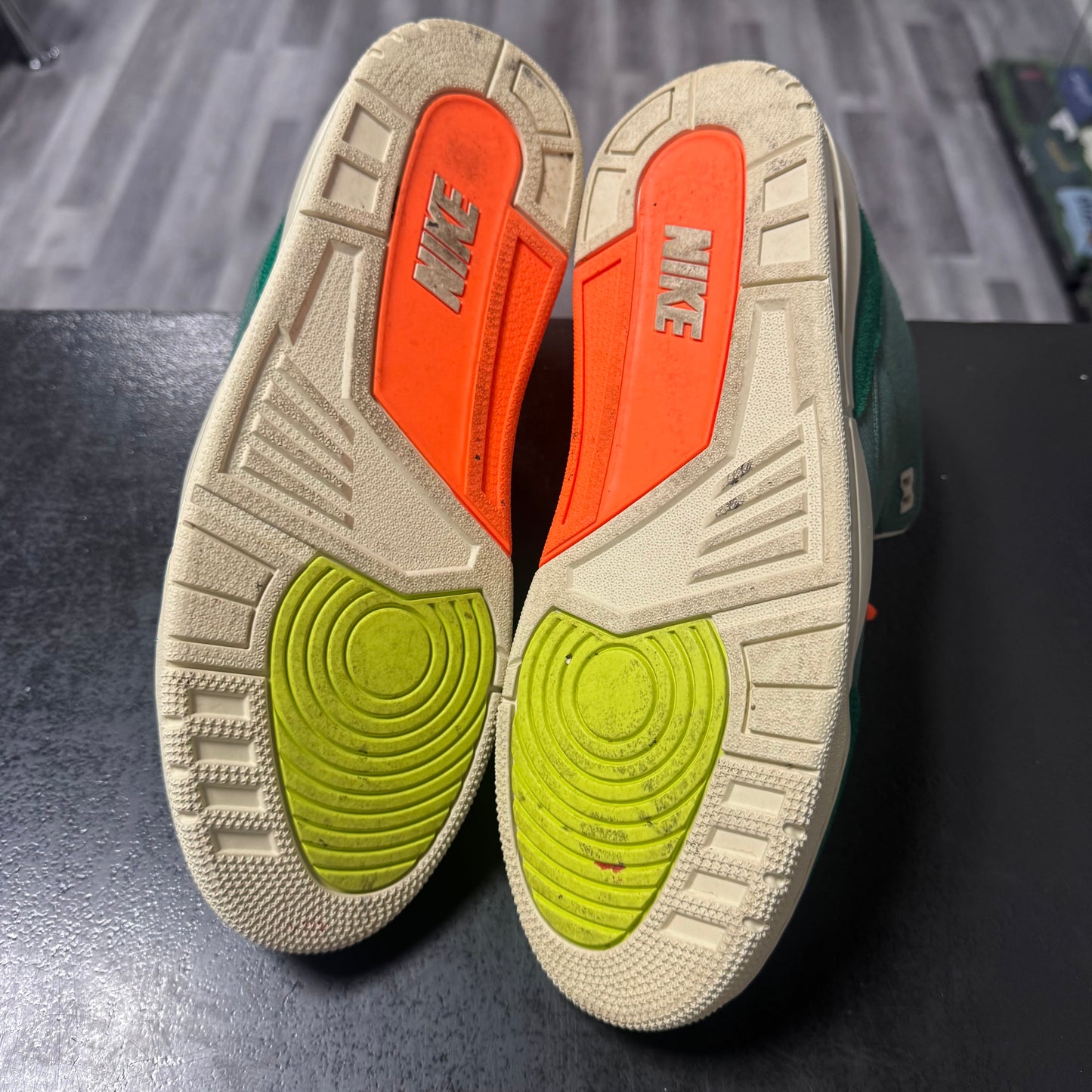 Jordan 3 Nina Chanel / Preowned