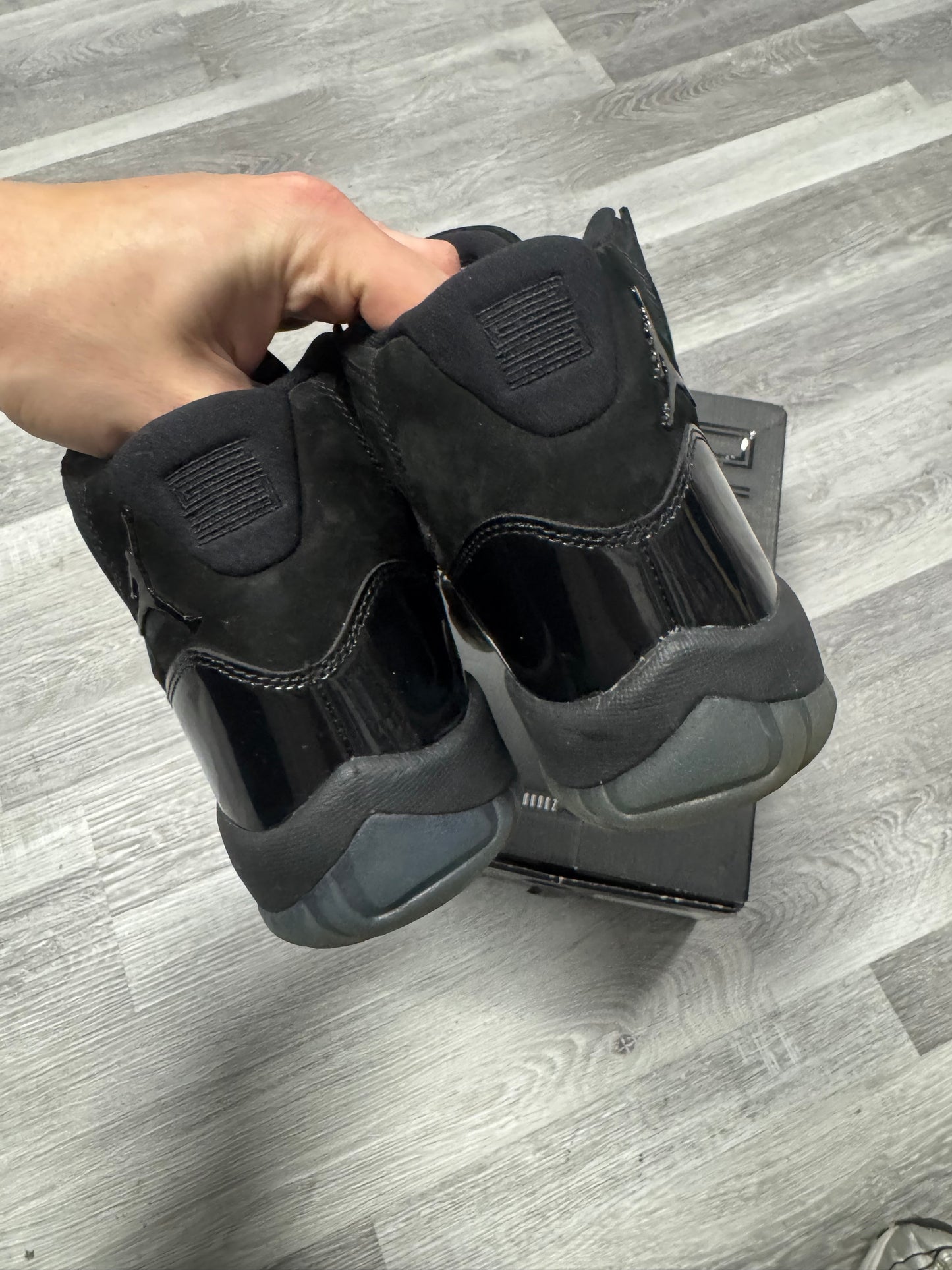 Jordan 11 Cap and Gown / Preowned