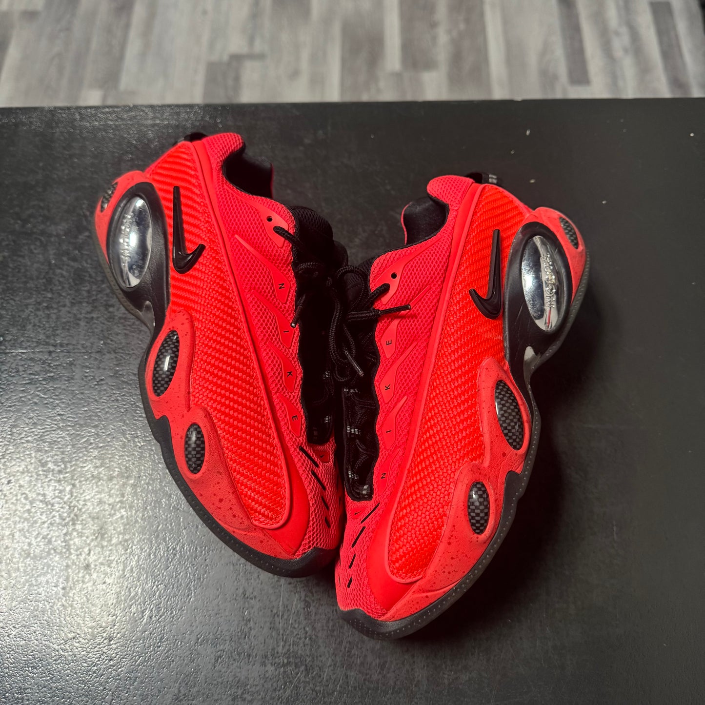 Nocta Glide Bright Crimson / Preowned