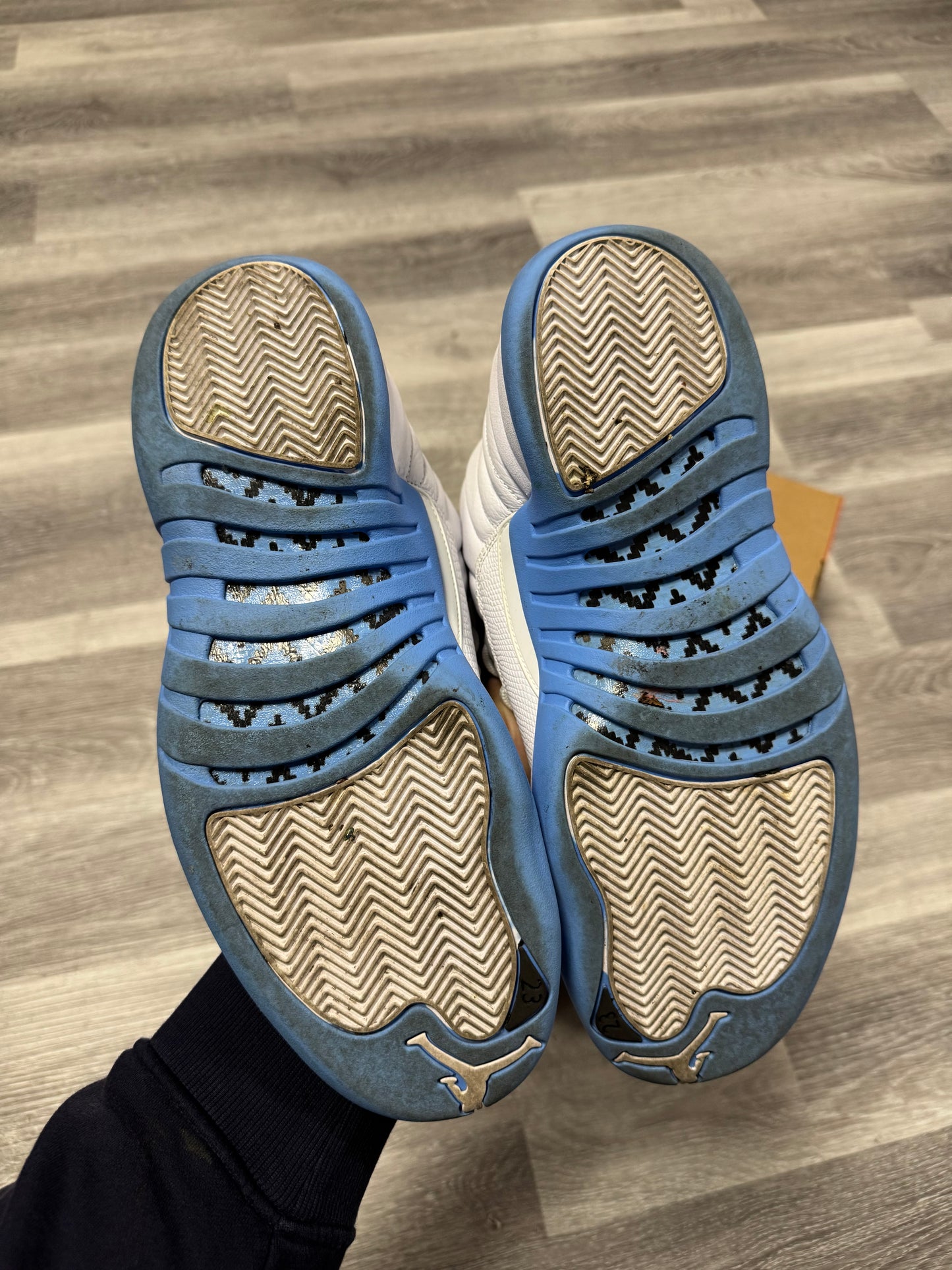 Jordan 12 Melo / Preowned