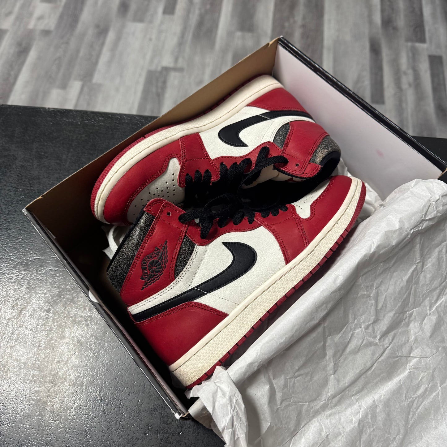 Jordan 1 Lost and Found / Preowned