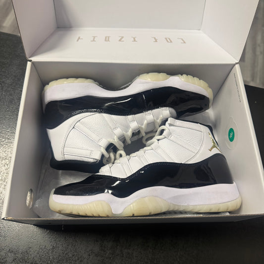 Jordan 11 Gratitude / Preowned