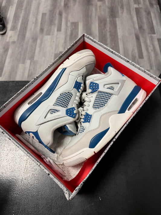 Jordan 4 Military Blue / Preowned