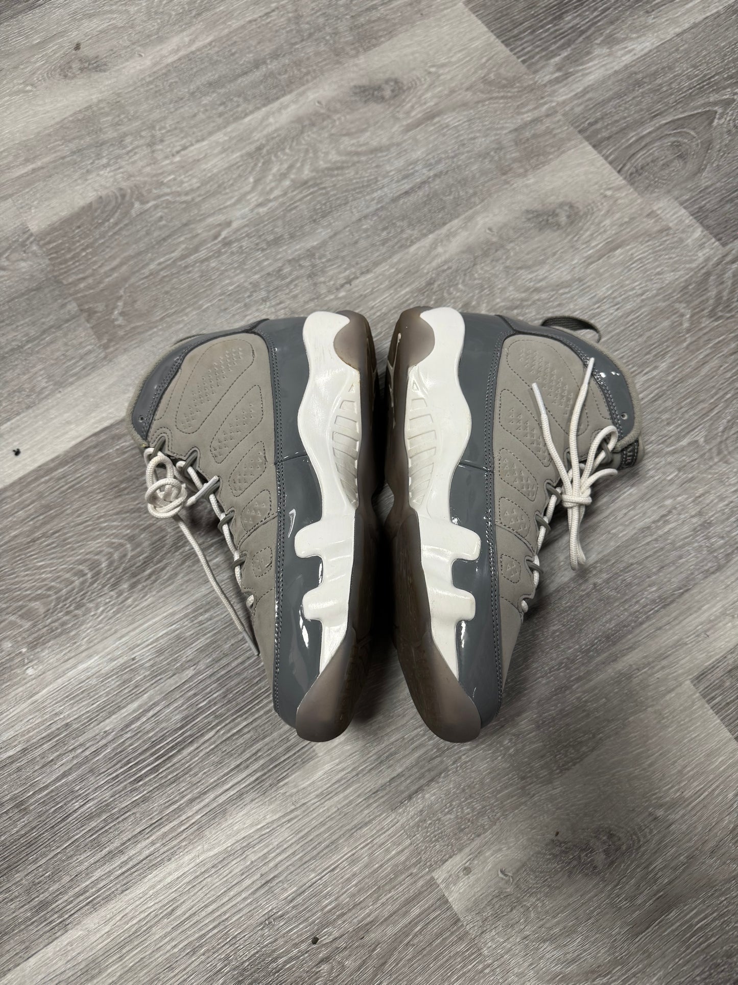 Jordan 9 Cool Grey / Preowned