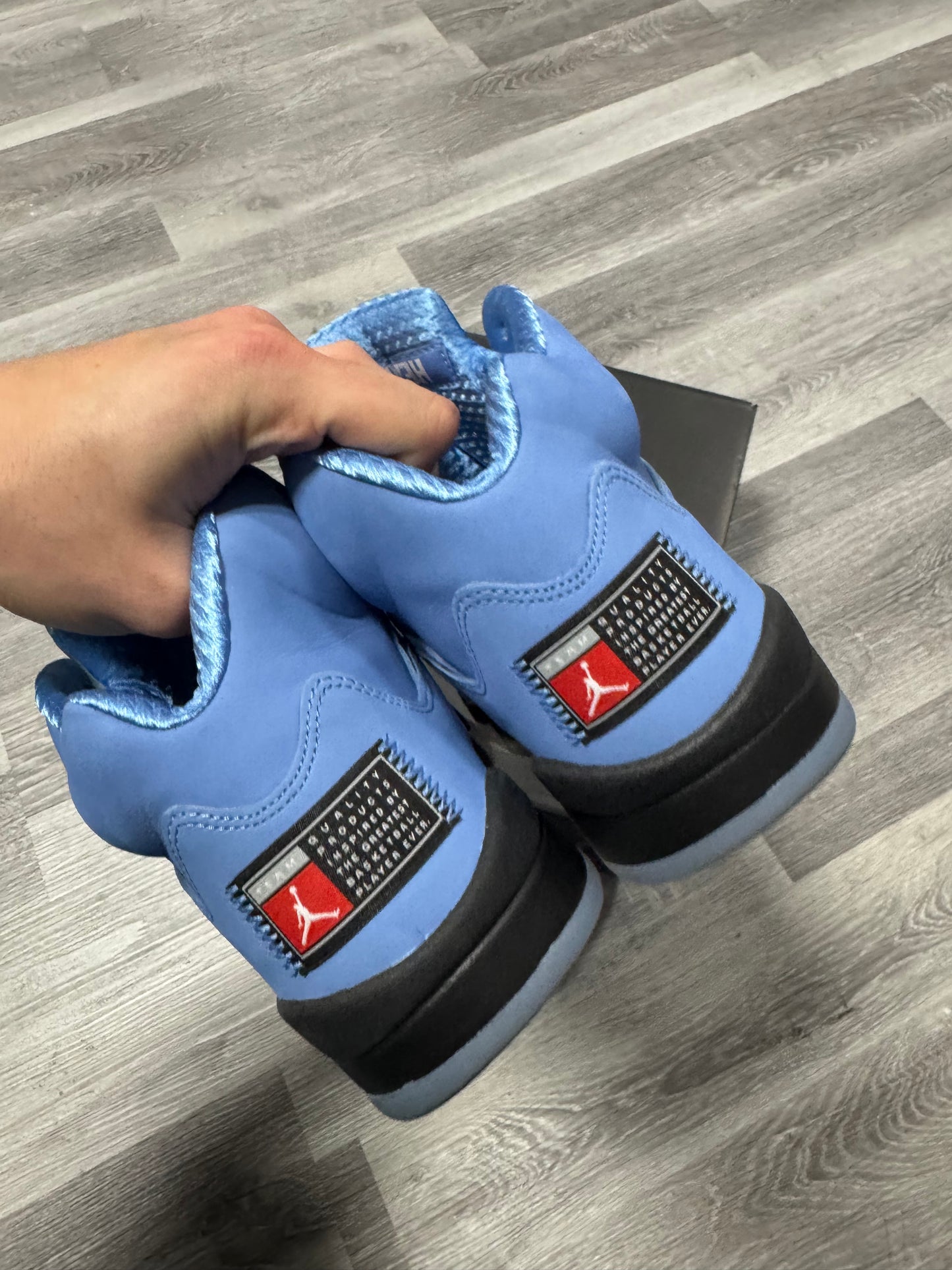 Jordan 5 UNC / Preowned
