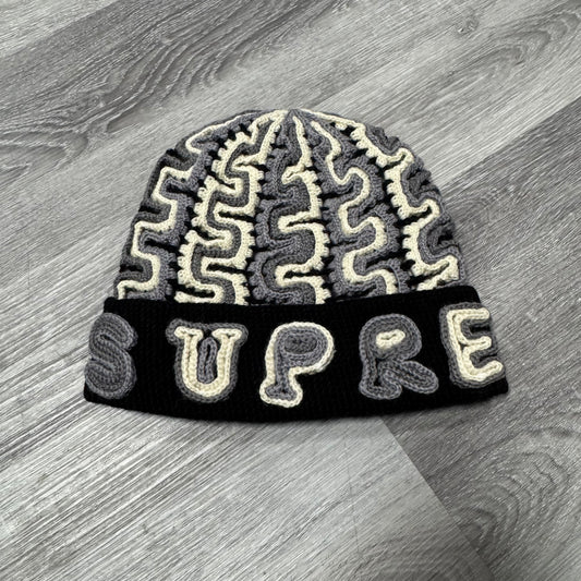 Supreme Yarn Applique Beanie (Black Grey)