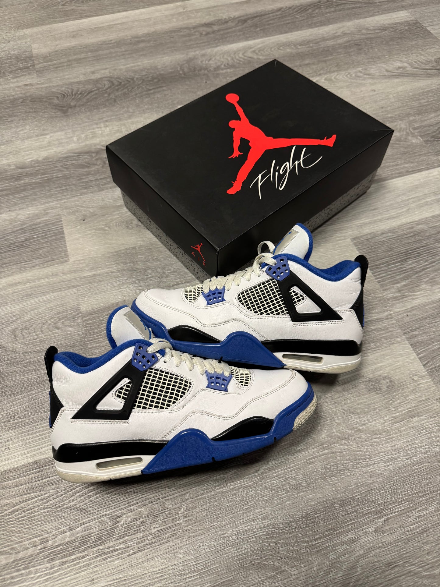Jordan 4 Motorsport / Preowned