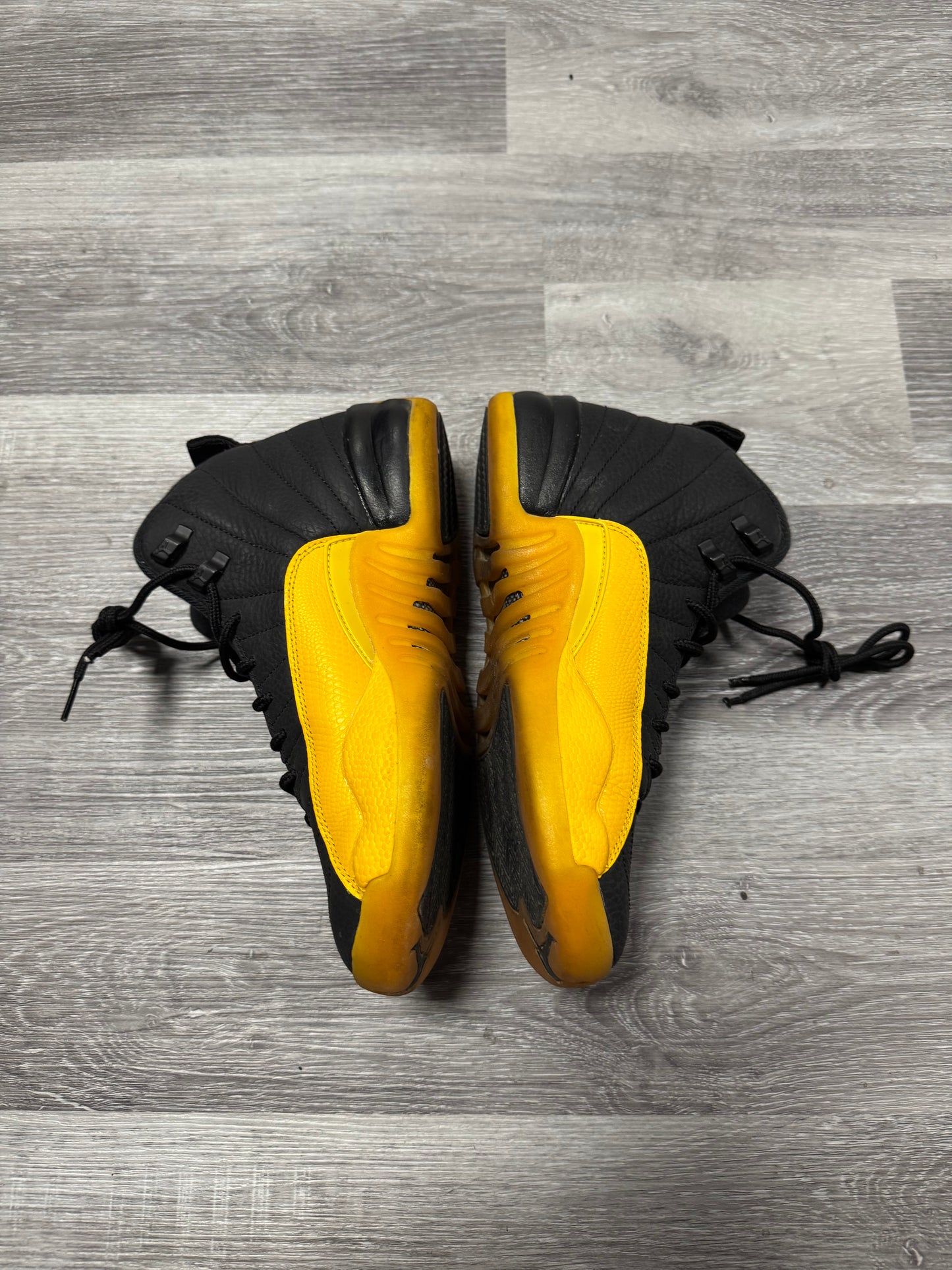 Jordan 12 University Gold / Preowned