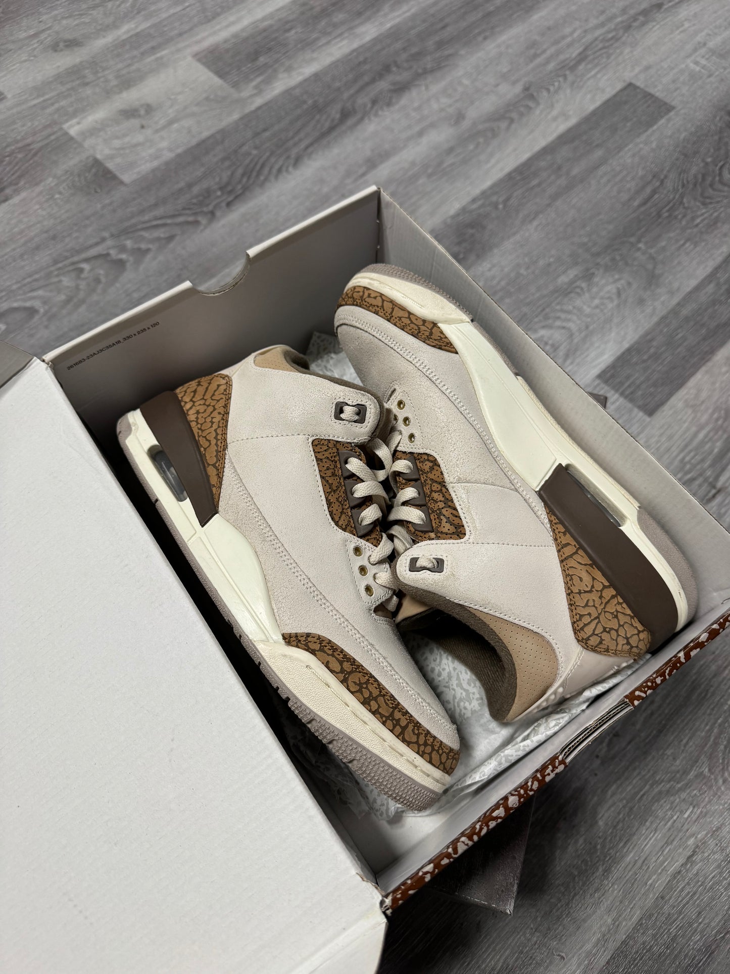 Jordan 3 Palomino / Preowned