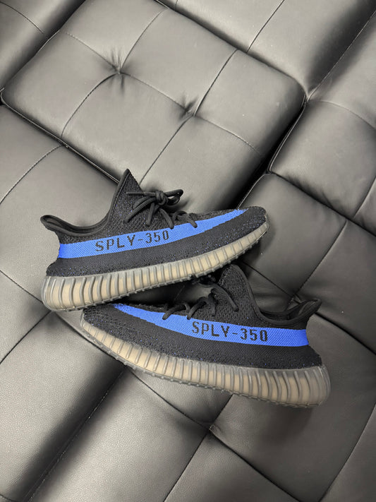 Yeezy 350 Dazzling Blue / Preowned