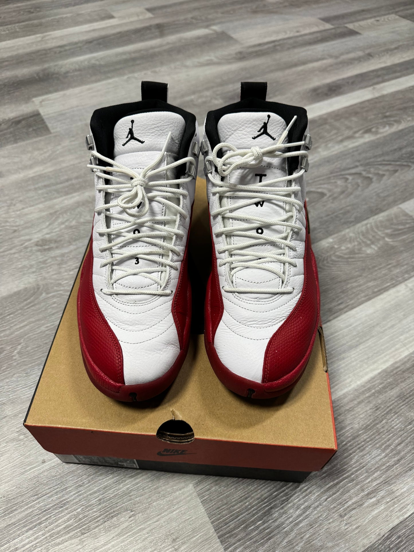 Jordan 12 Cherry / Preowned