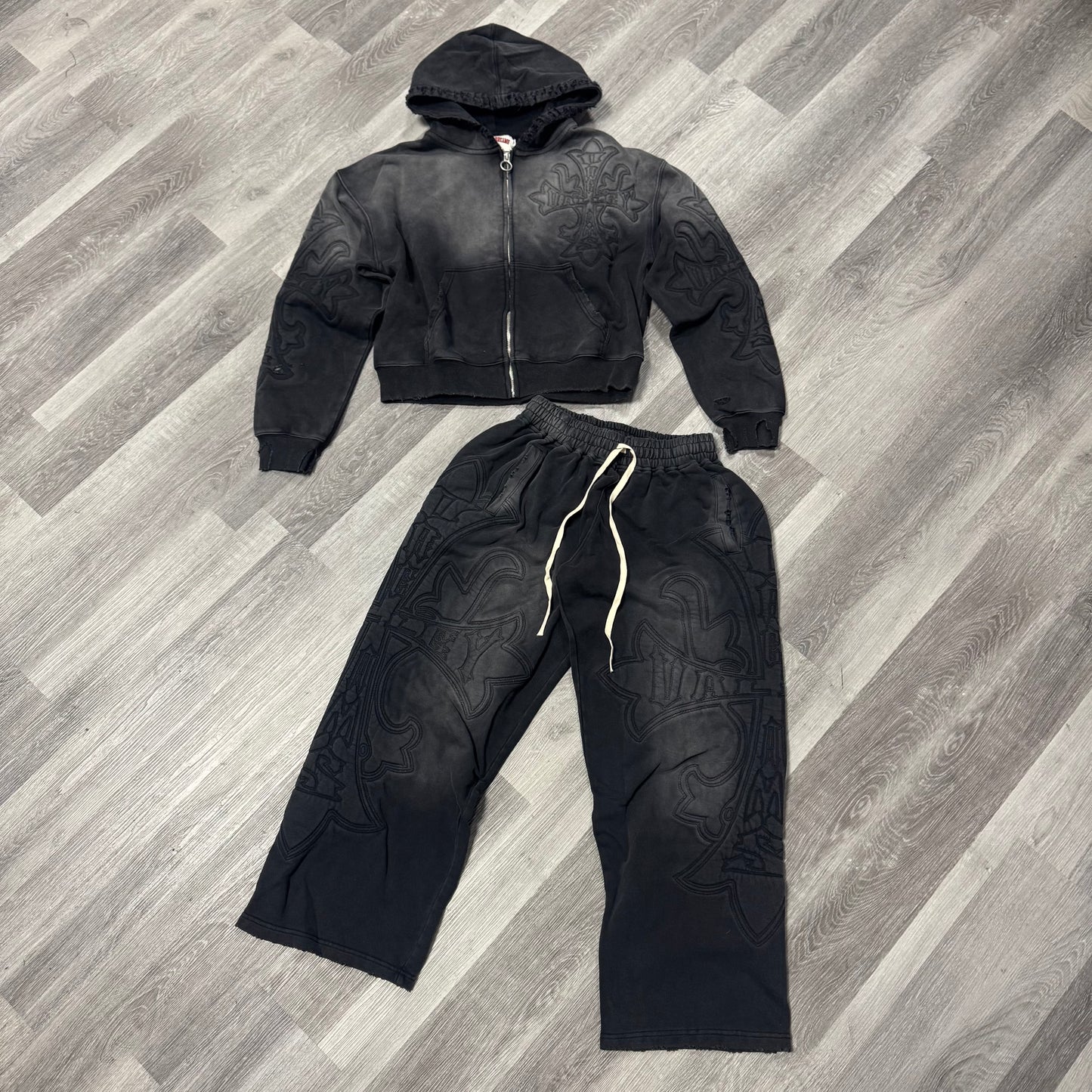 Valley Carver Sweatsuit (Black)