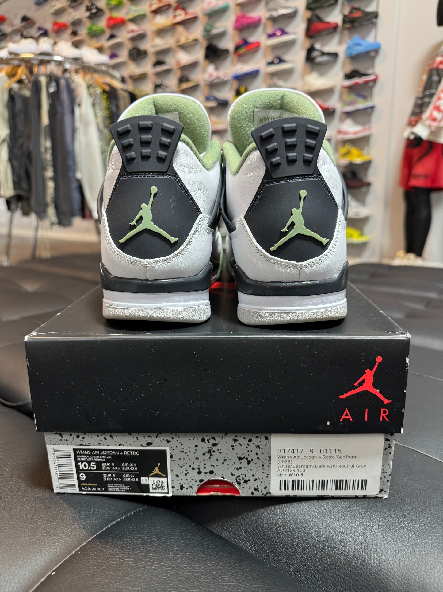 Jordan 4 Seafoam / Preowned