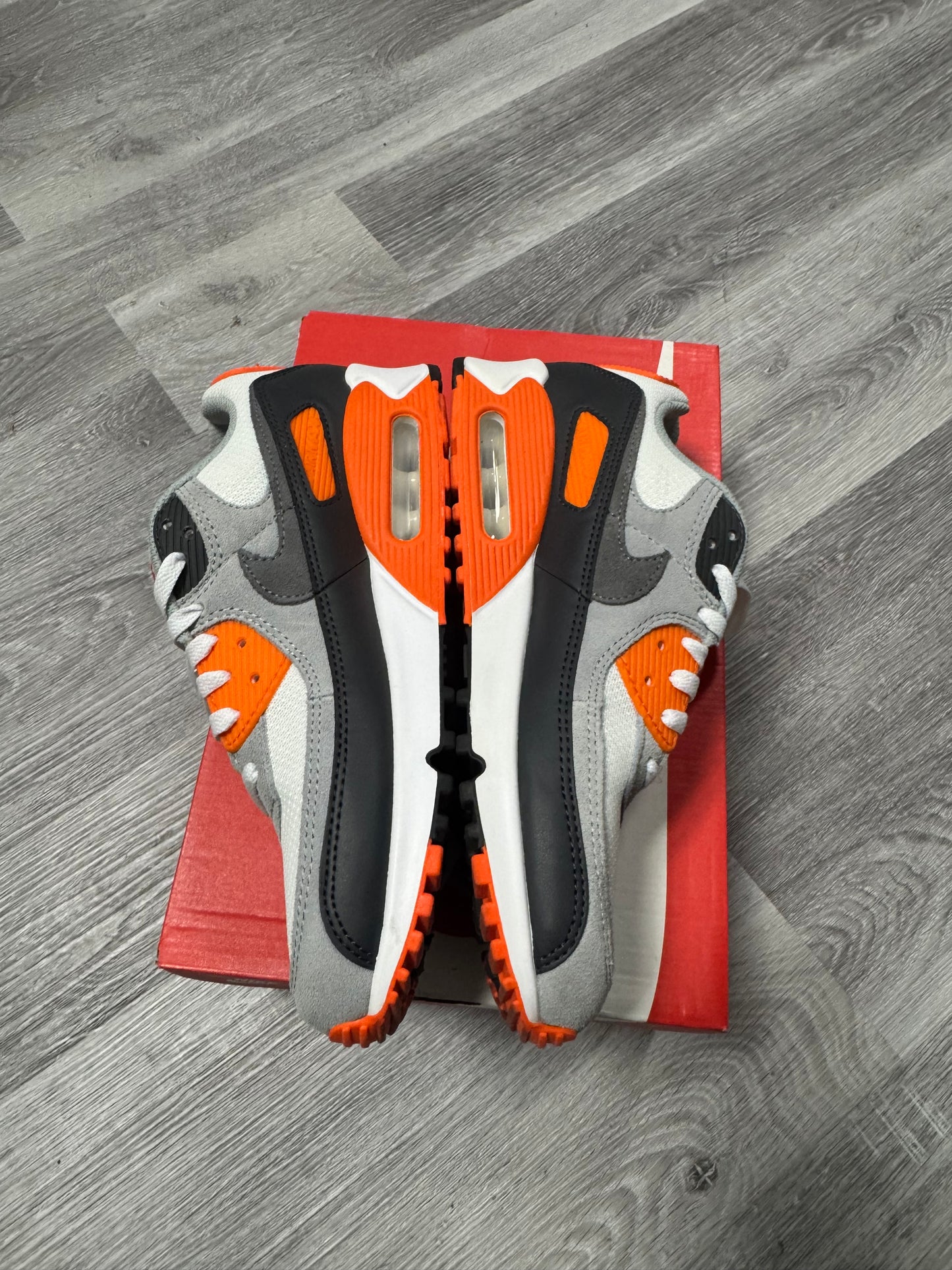 Air Max 90 Safety Orange / Preowned