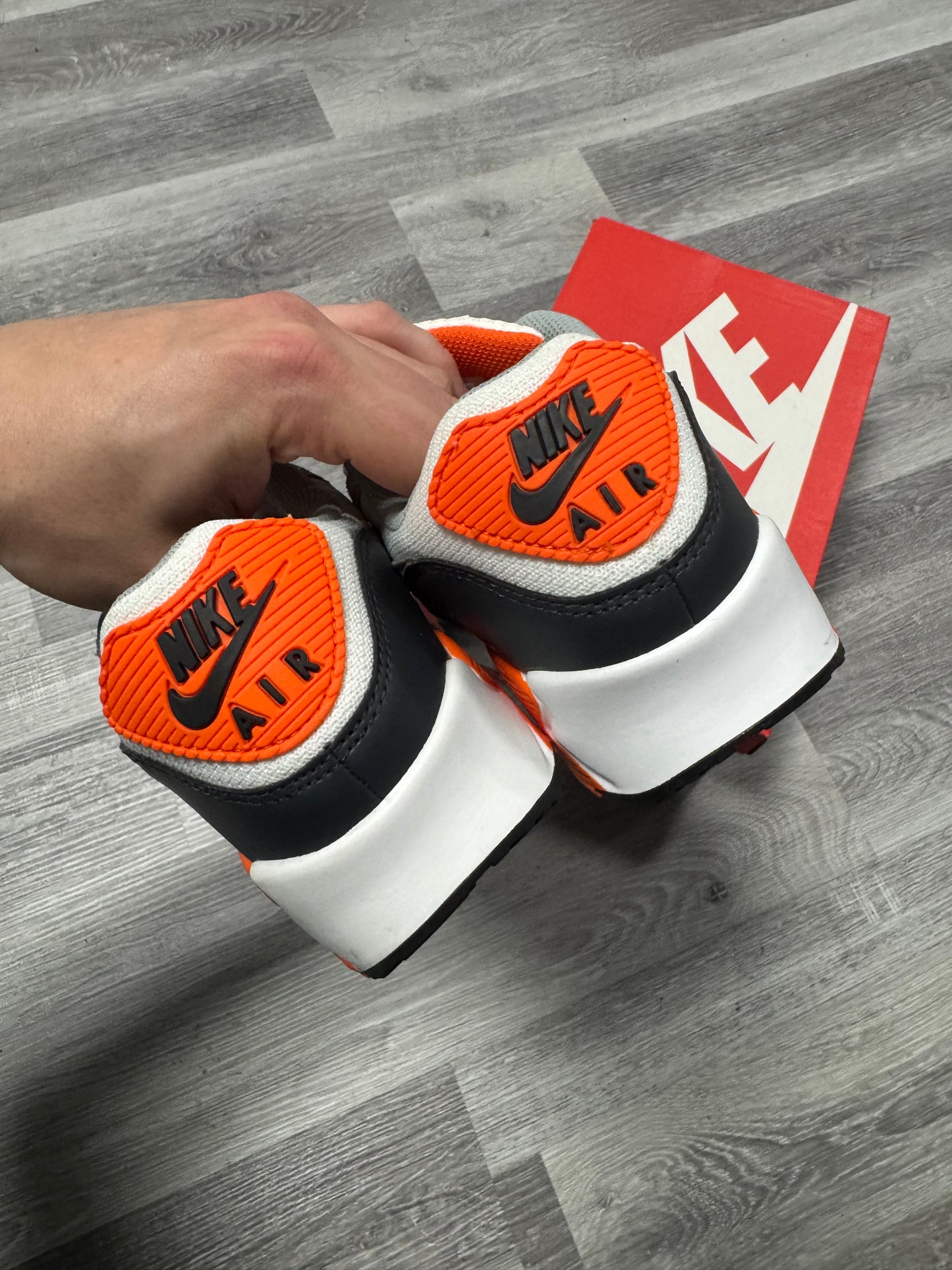 Air Max 90 Safety Orange / Preowned