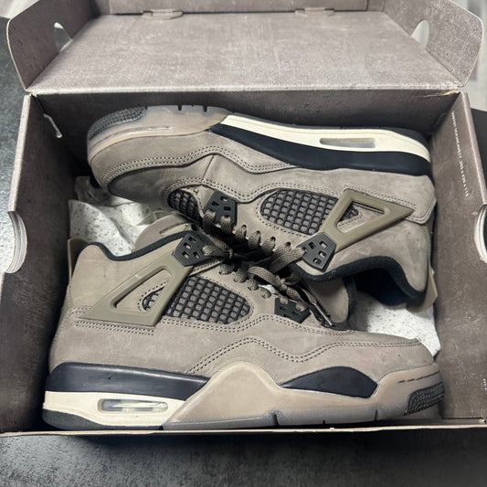 Jordan 4 Cave Stone / Preowned
