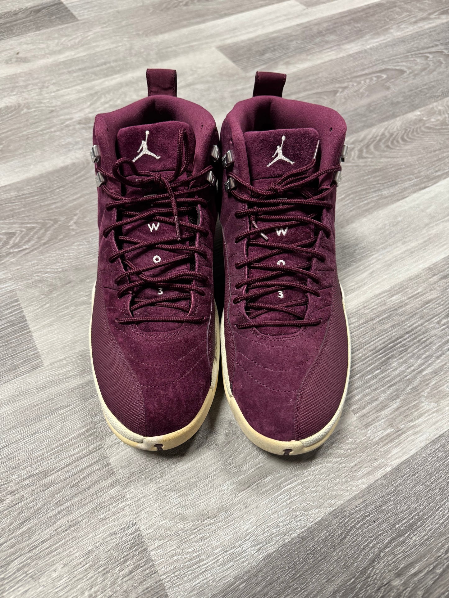 Jordan 12 Bordeaux / Preowned