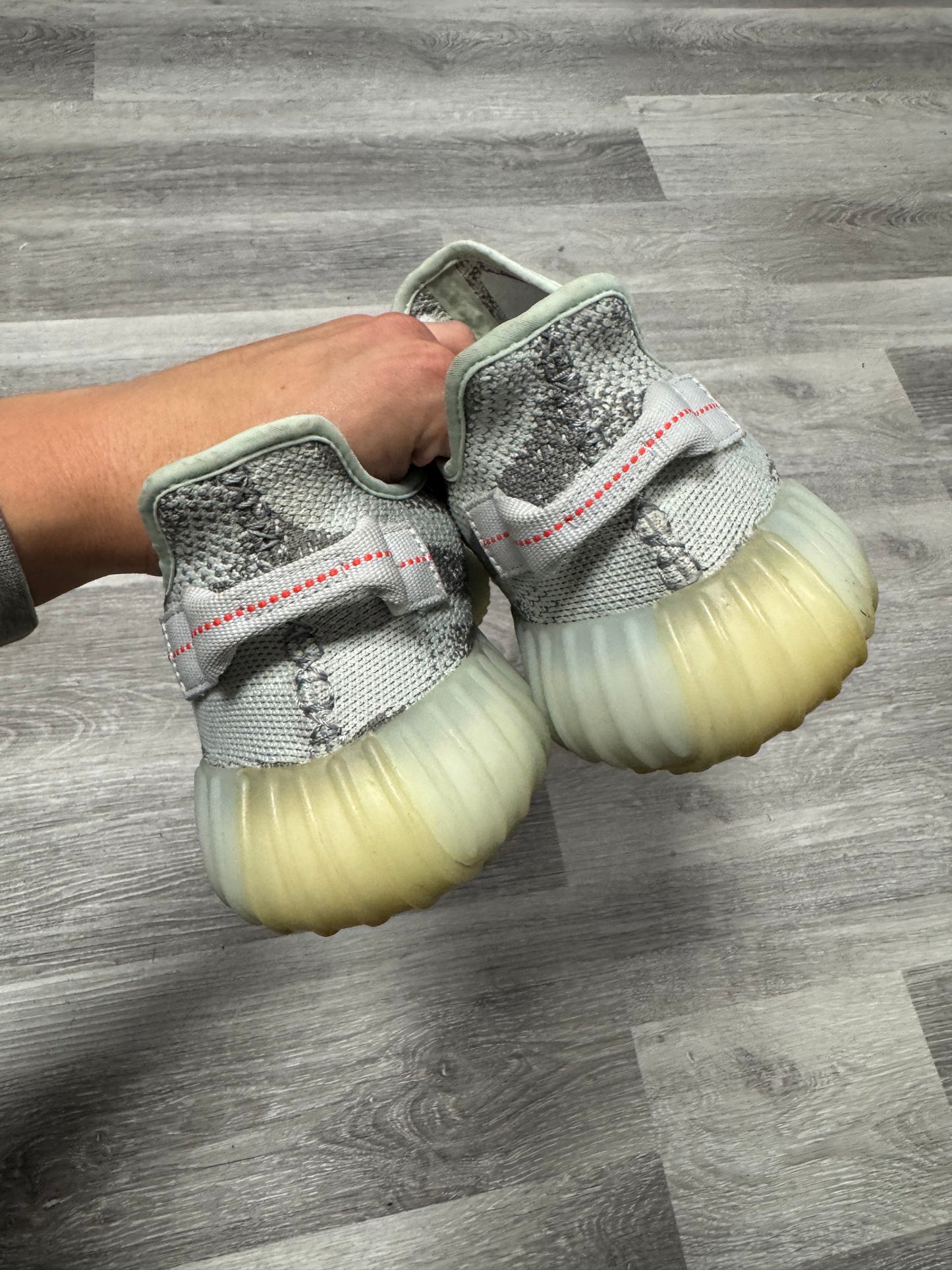 Yeezy 350 Blue Tint / Preowned