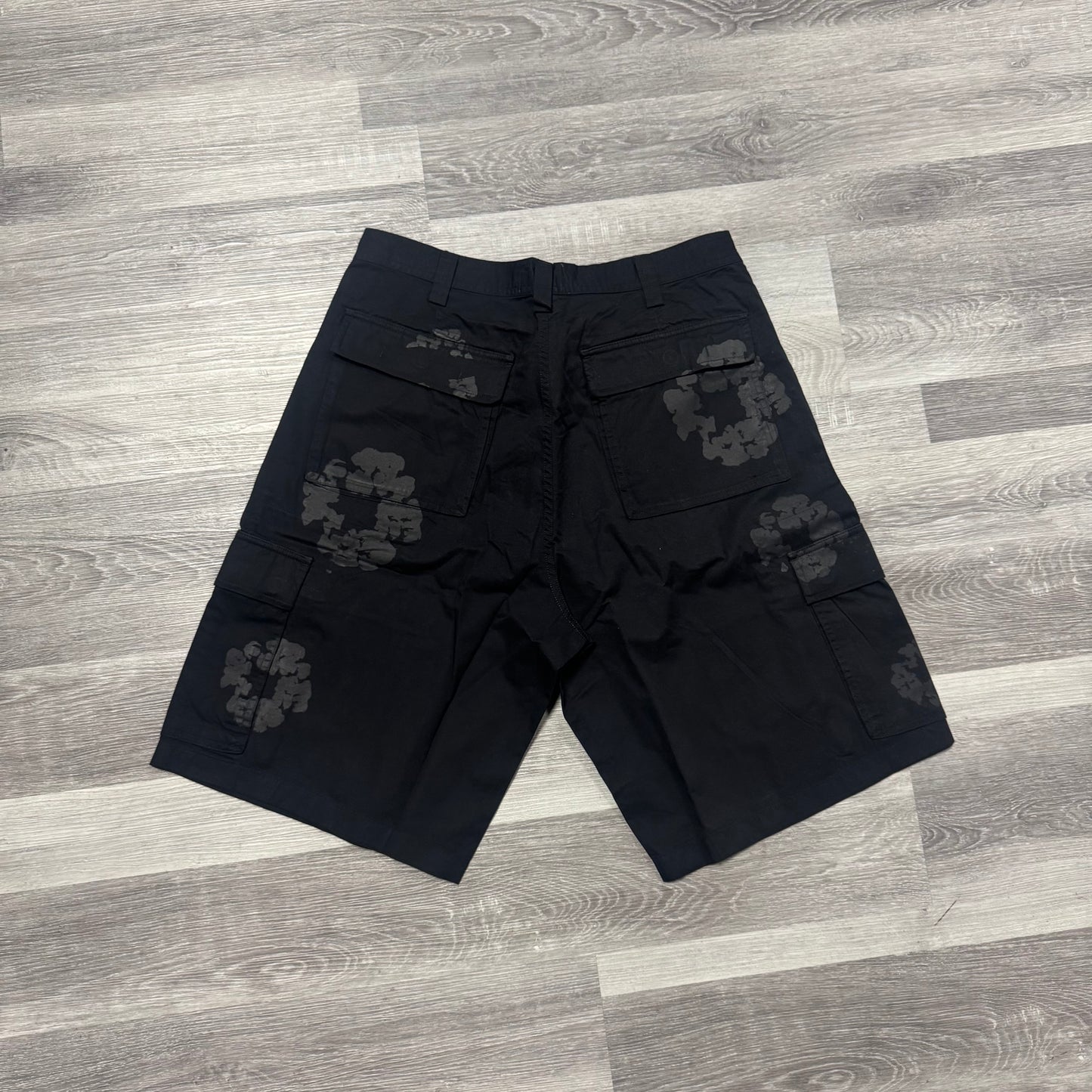 Denim Tears Cargo Mono Wreath Shorts