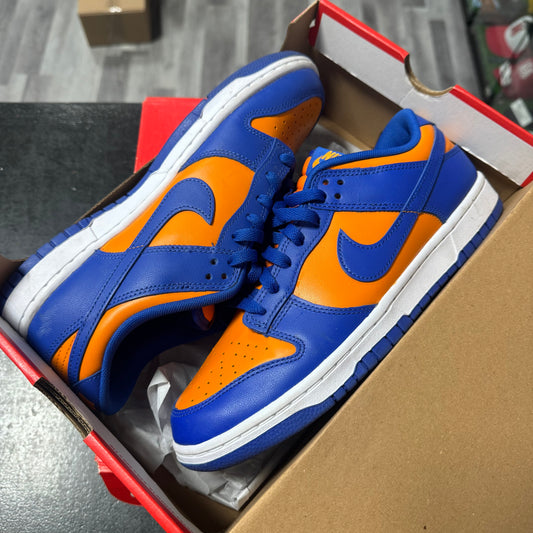 Dunk Low Knicks / Preowned
