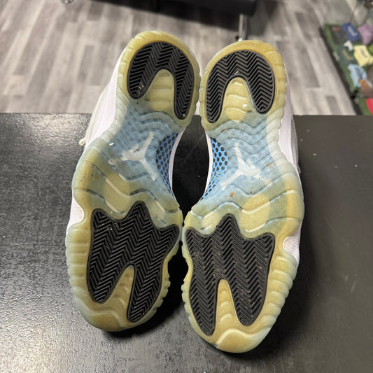 Jordan 11 Legend Blue / Preowned