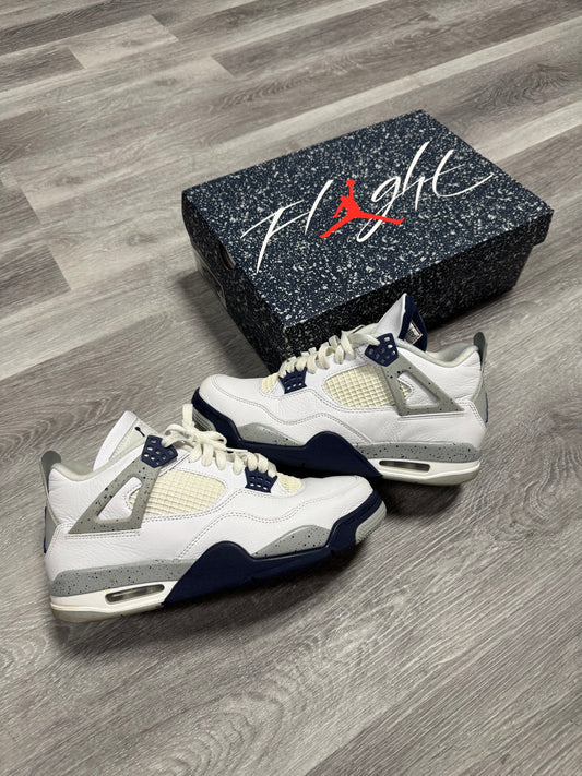 Jordan 4 Midnight Navy / Preowned