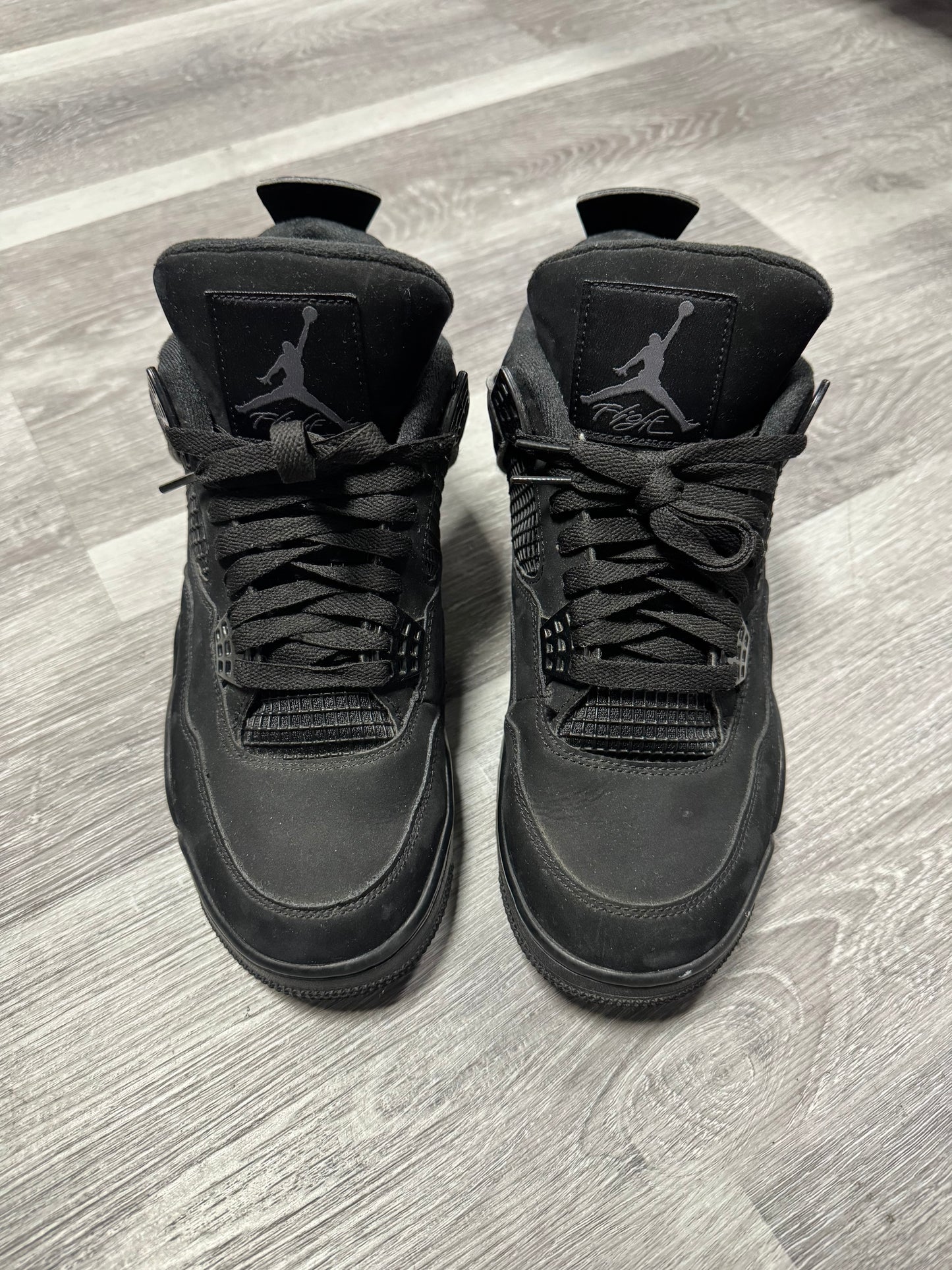 Jordan 4 Black Cat / Preowned