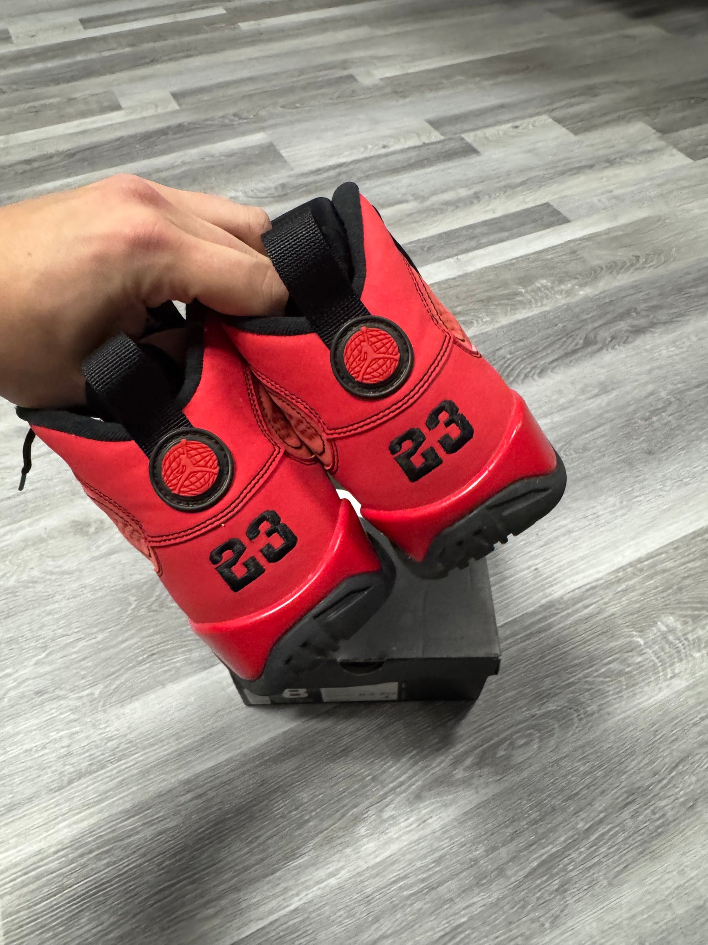 Jordan 9 Motorboat Jones / Preowned