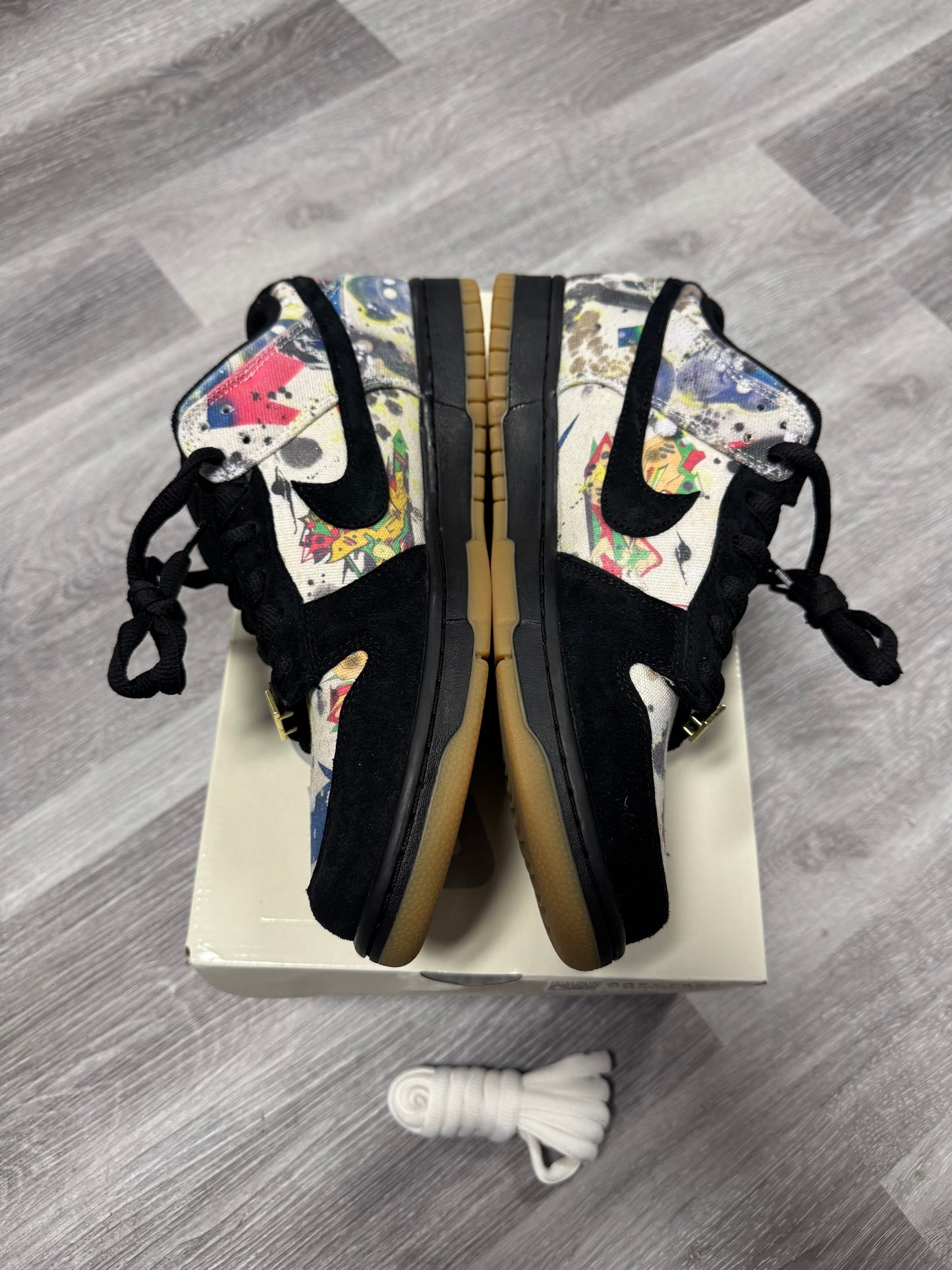 Dunk Low SB Supreme Rammellzee / Preowned