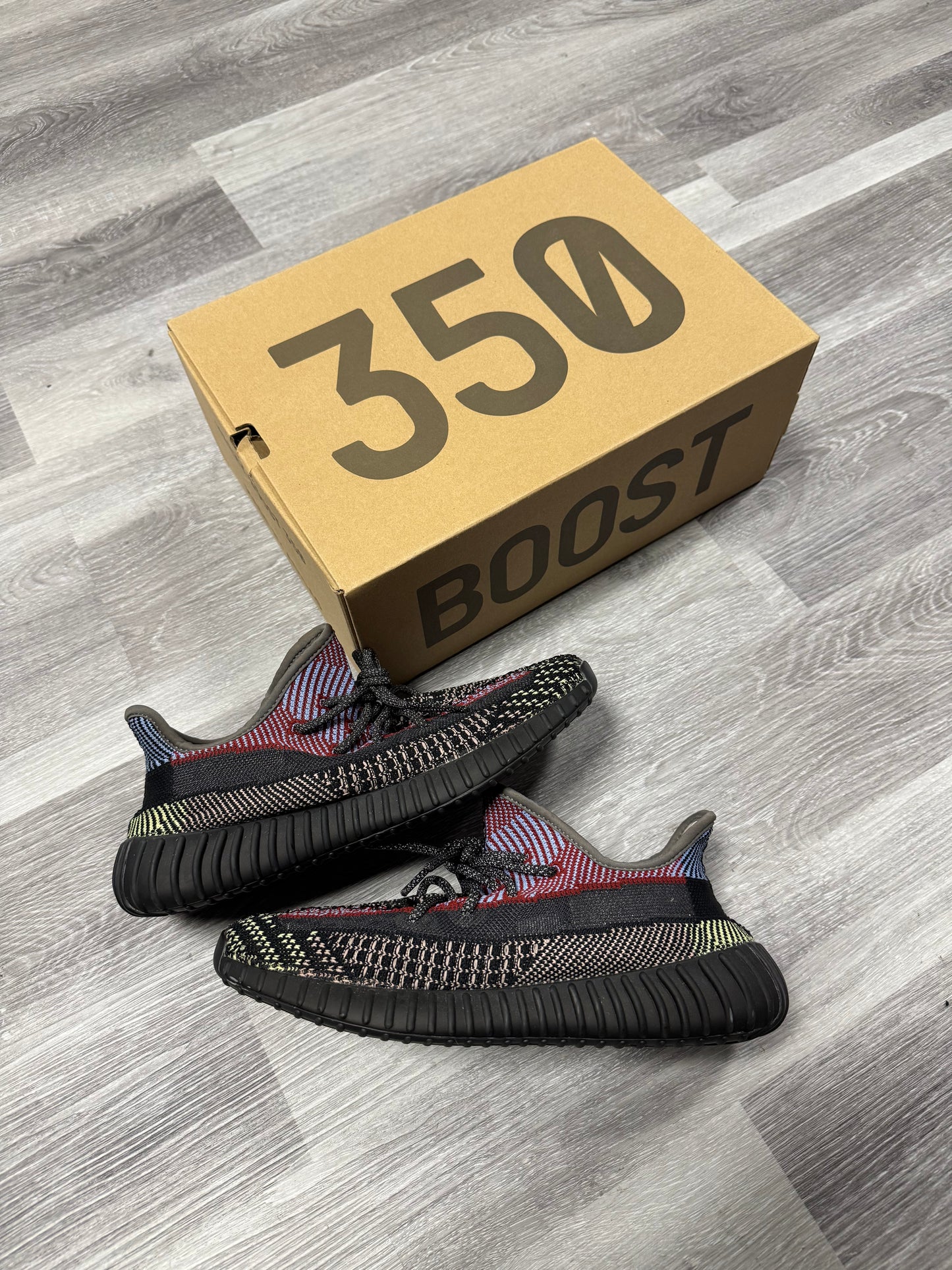 Yeezy 350 Yecheil / Preowned