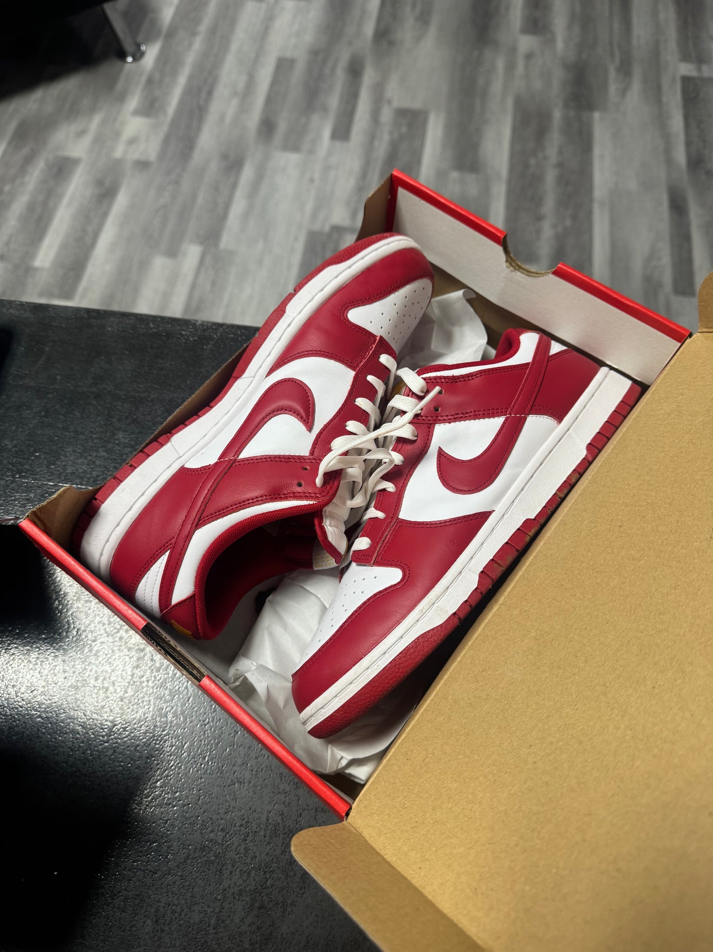 Dunk Low Gym Red USC / Preowned