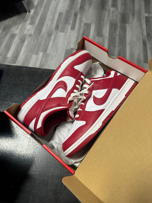 Dunk Low Gym Red USC / Preowned
