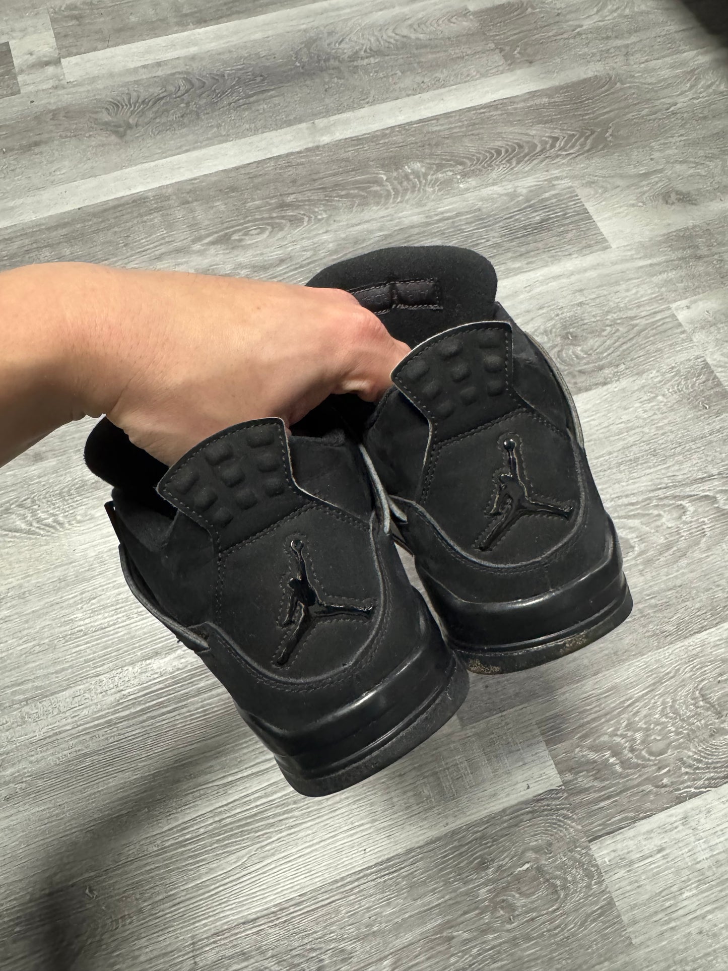 Jordan 4 Black Cat / Preowned