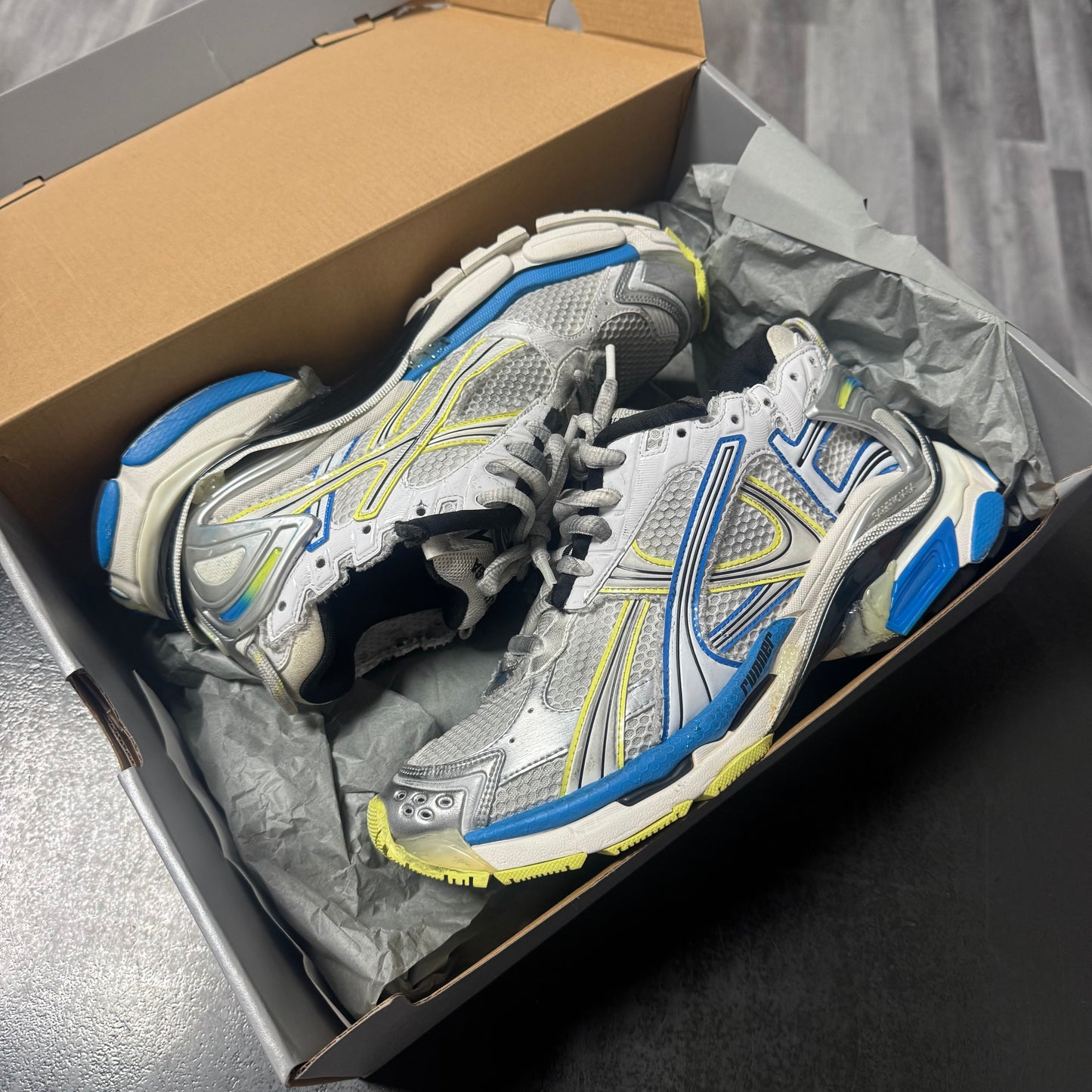 Balenciaga Runner Sneaker White Yellow Blue / Preowned