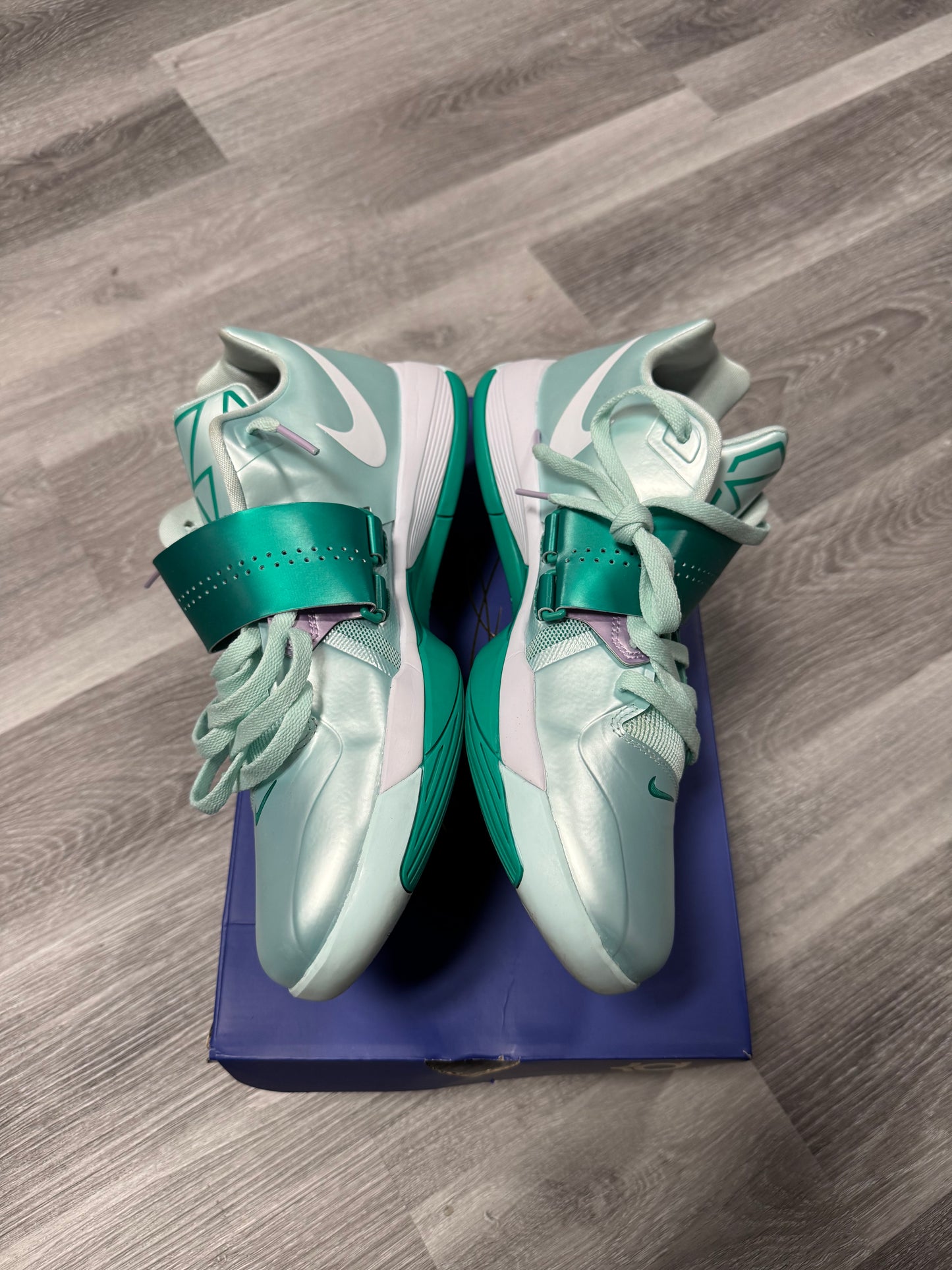 KD 4 Easter / Preowned