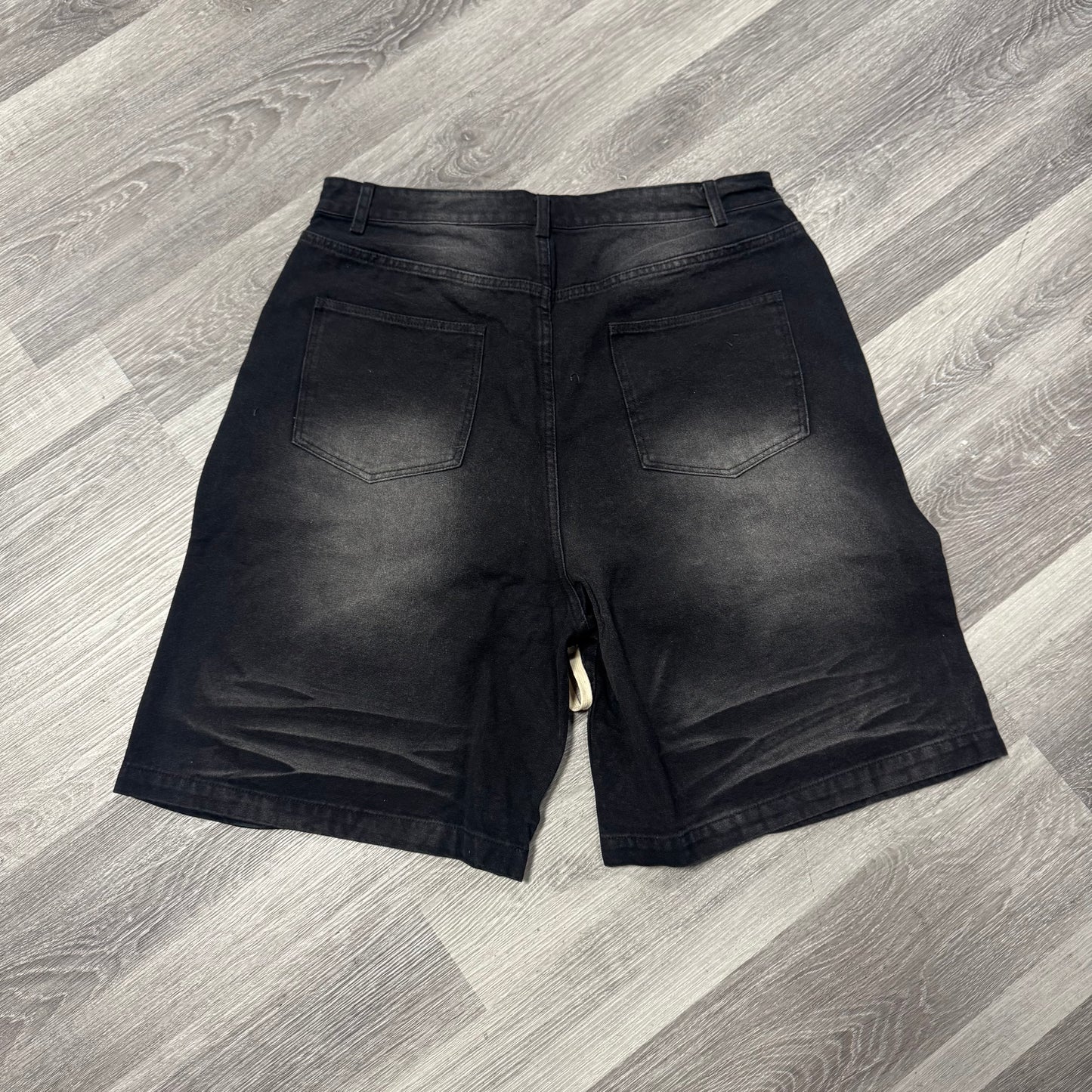 Valley 1980s Denim Shorts (Black)