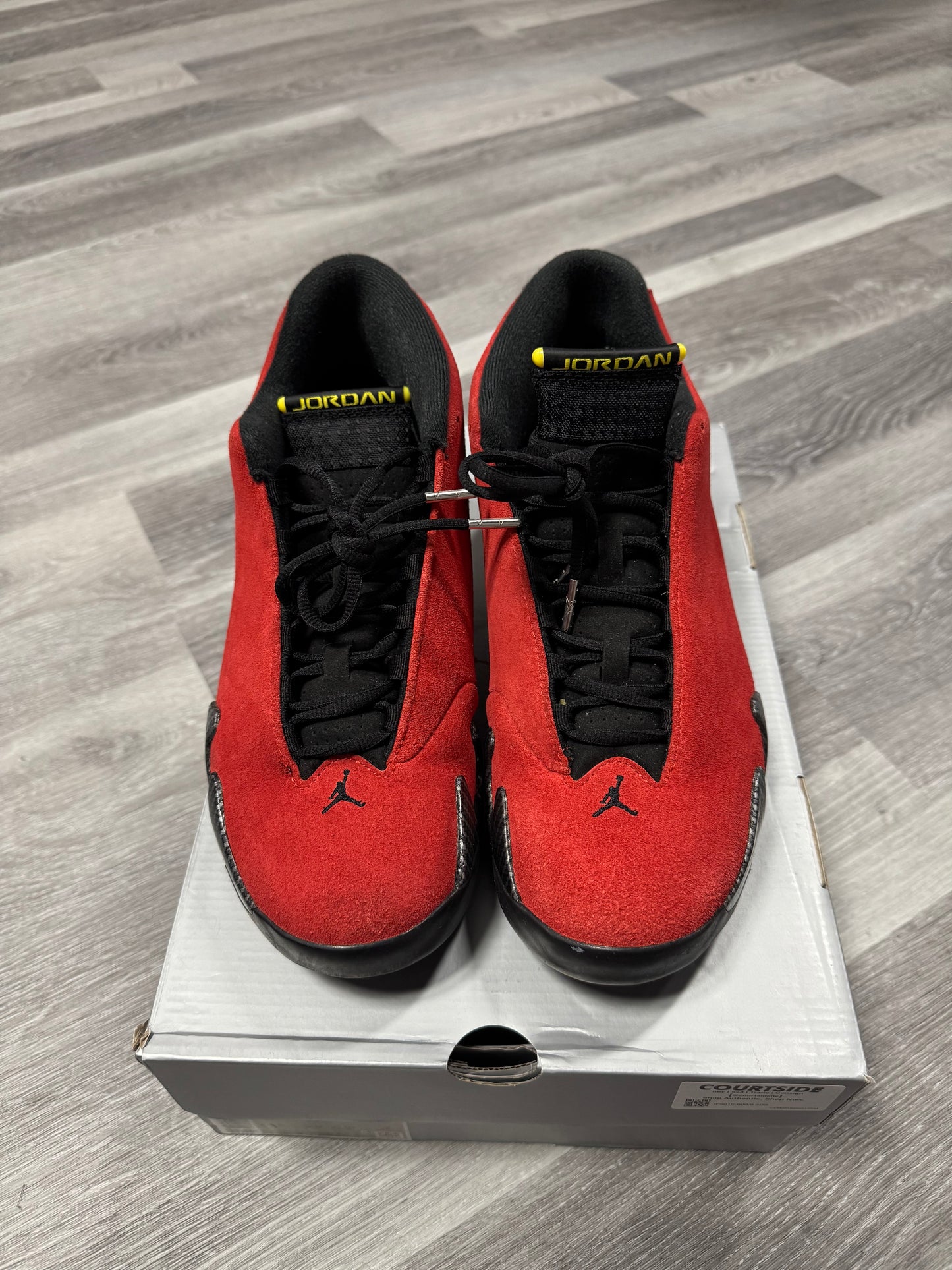 Jordan 14 Ferrari / Preowned