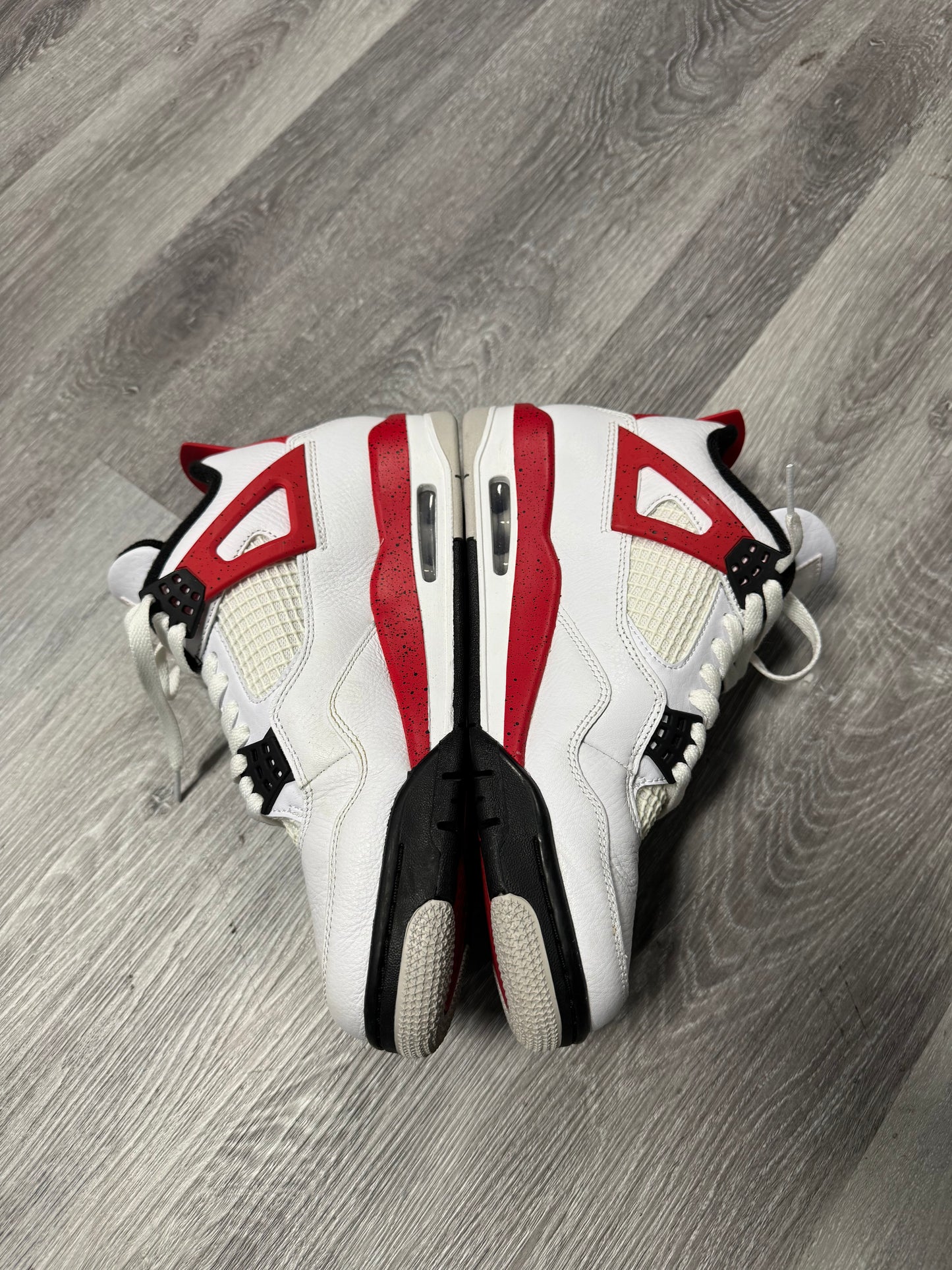 Jordan 4 Red Cement / Preowned