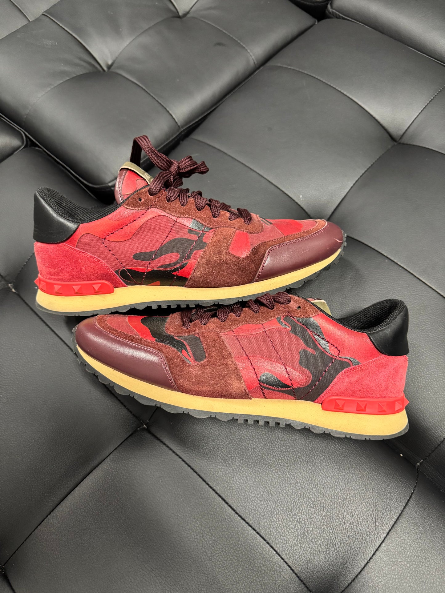 Valentino Garavani Red Camo Rockrunner / Preowned