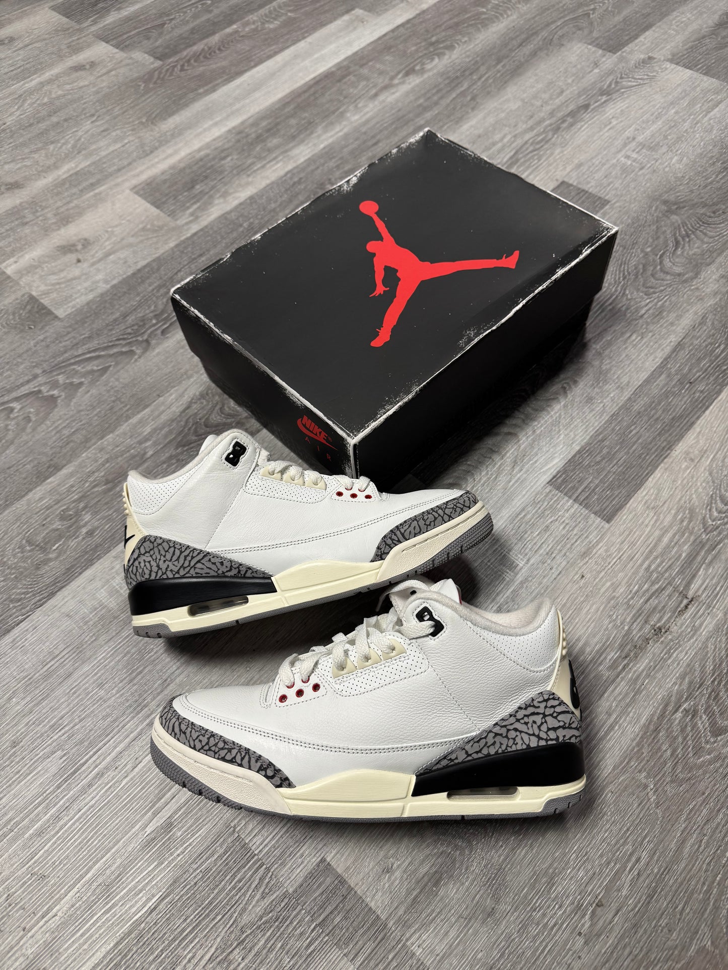 Jordan 3 Reimagined White Cement / Preowned