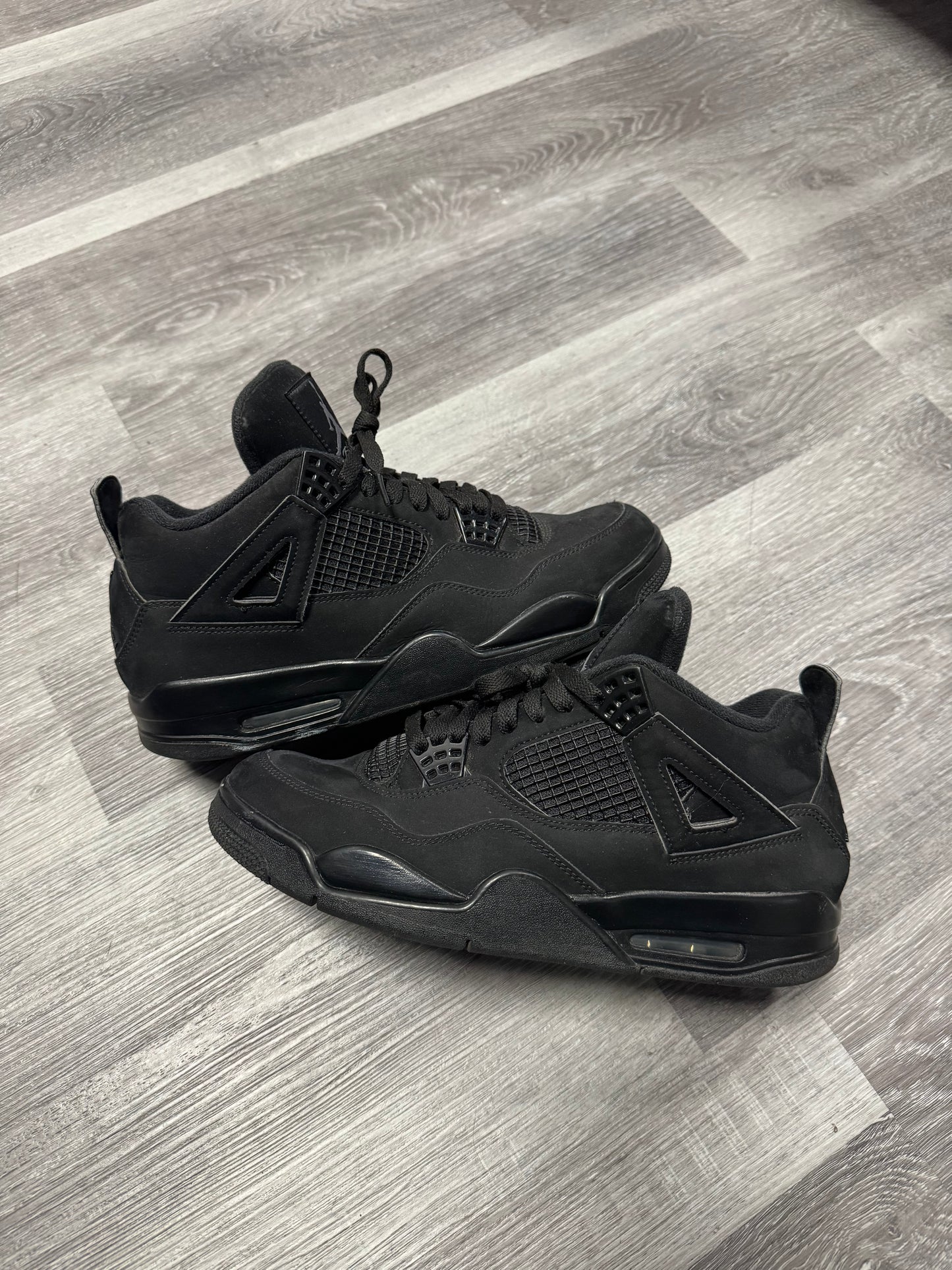 Jordan 4 Black Cat / Preowned