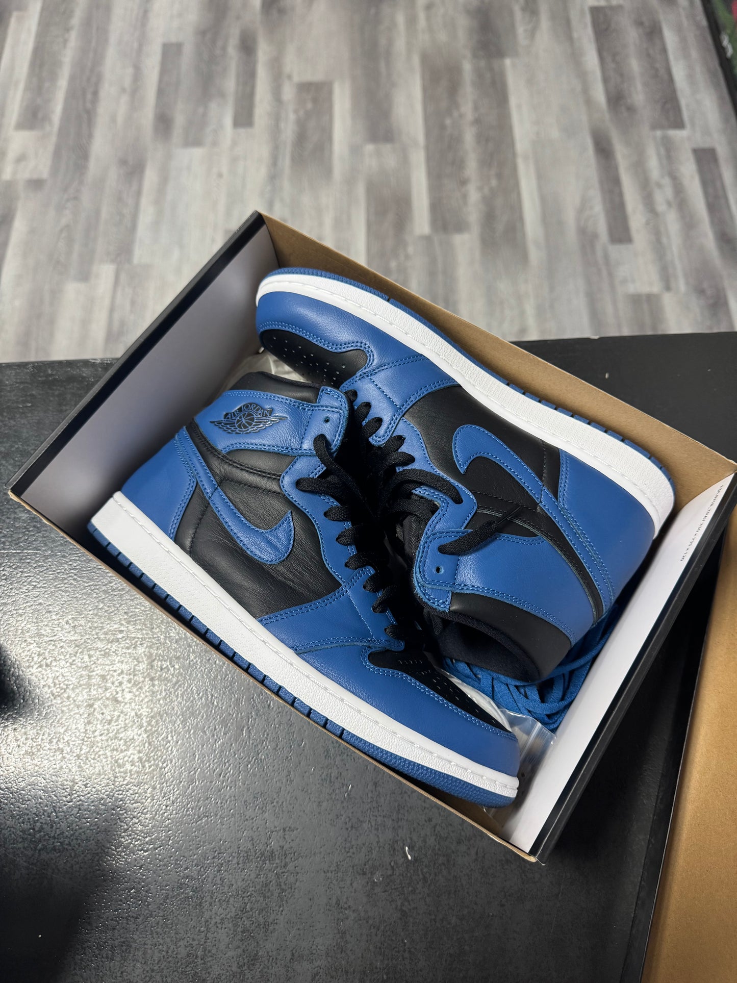 Jordan 1 Dark Marina Blue / Preowned